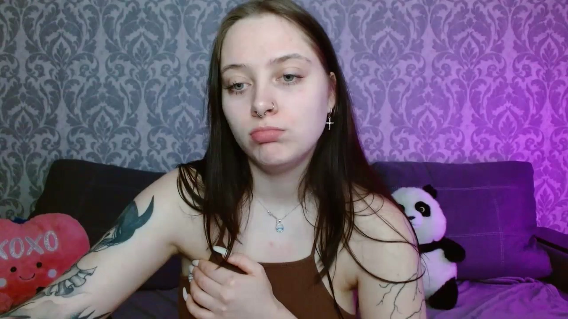 Gallery image thumbnail from AmyWard's myfreecams stream on, 04/19/2026, 13:08 image 18 of 20