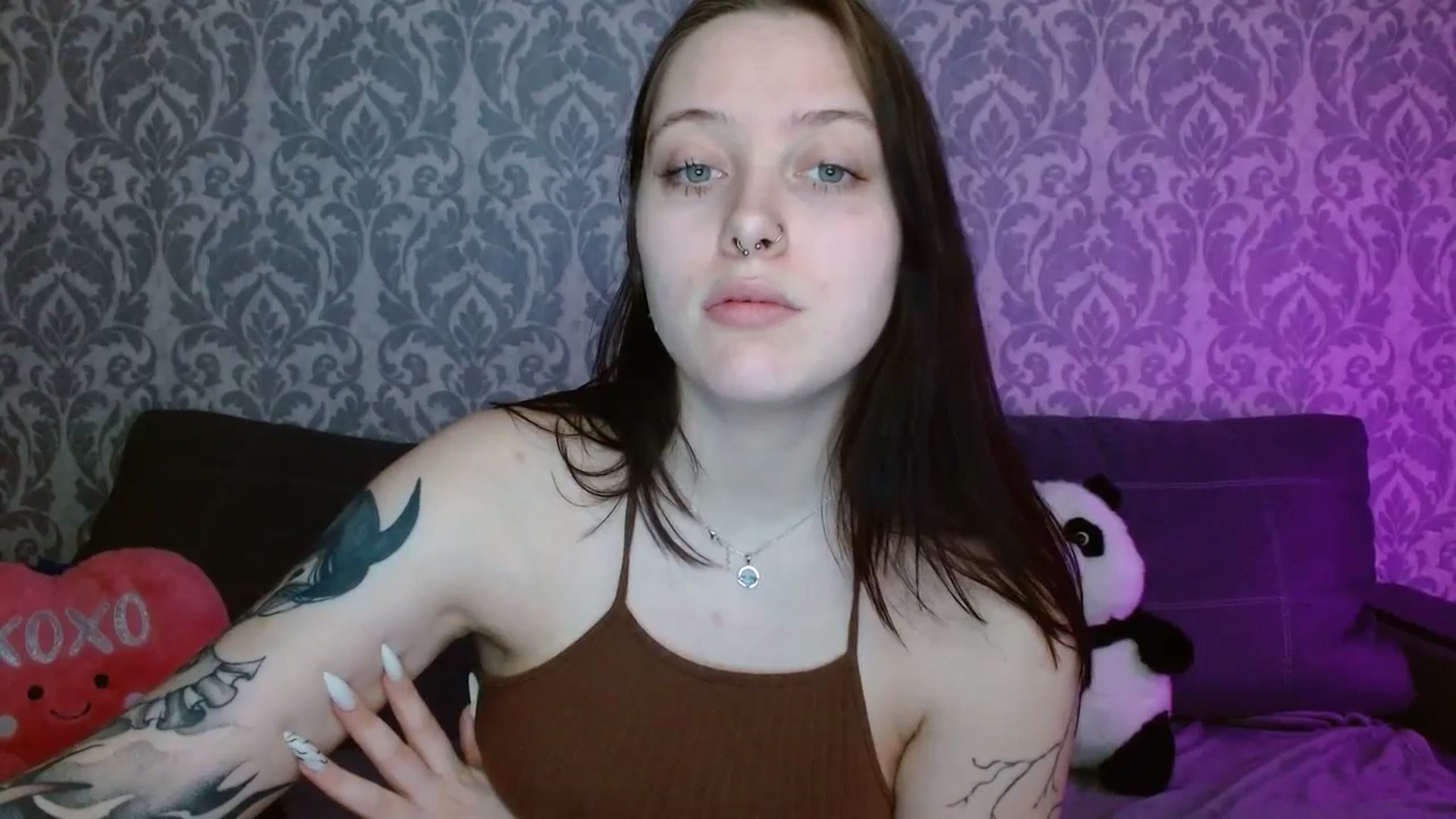 Gallery image thumbnail from AmyWard's myfreecams stream on, 04/19/2026, 13:08 image 15 of 20