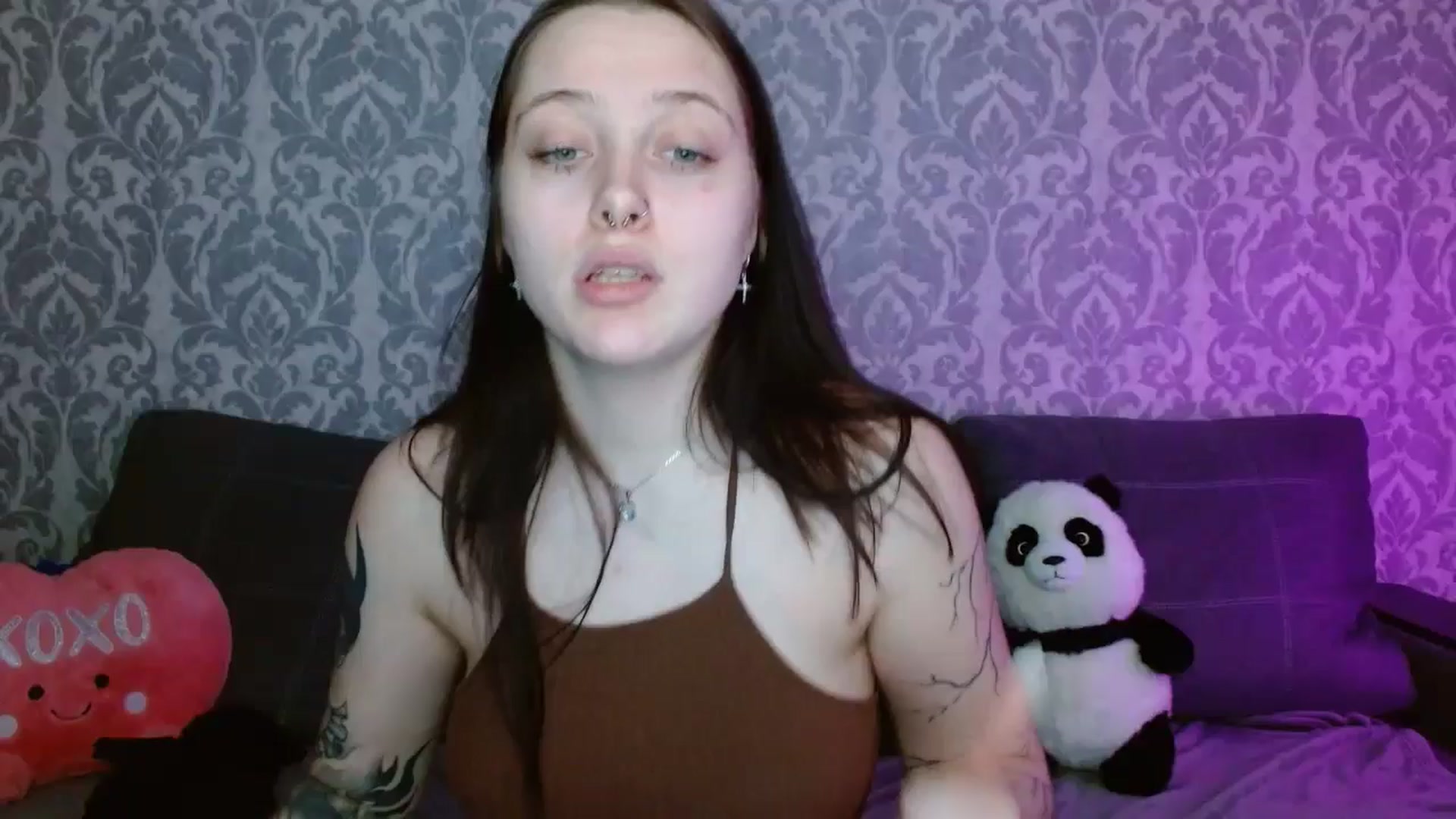Gallery image thumbnail from AmyWard's myfreecams stream on, 04/19/2026, 13:08 image 1 of 20
