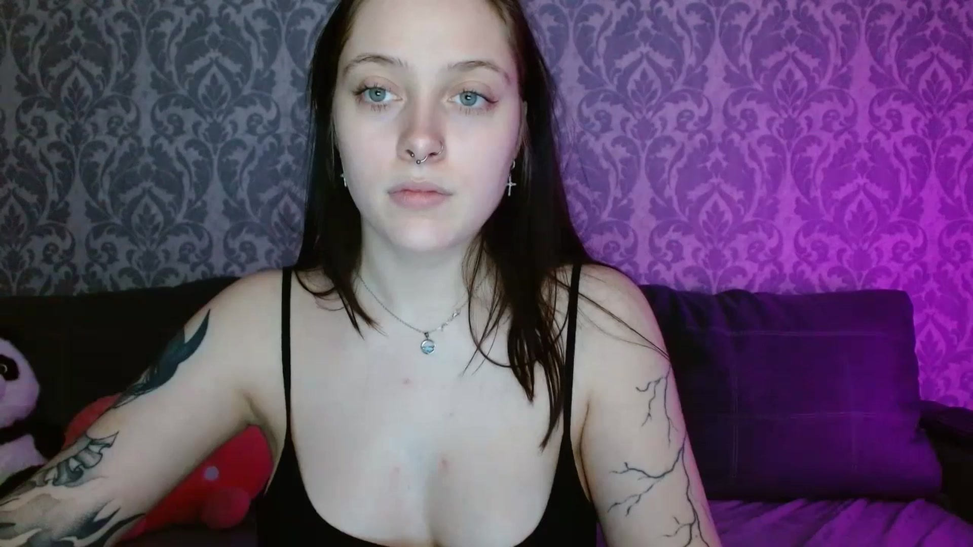 Gallery image thumbnail from AmyWard's myfreecams stream on, 04/24/2026, 14:31 image 3 of 20