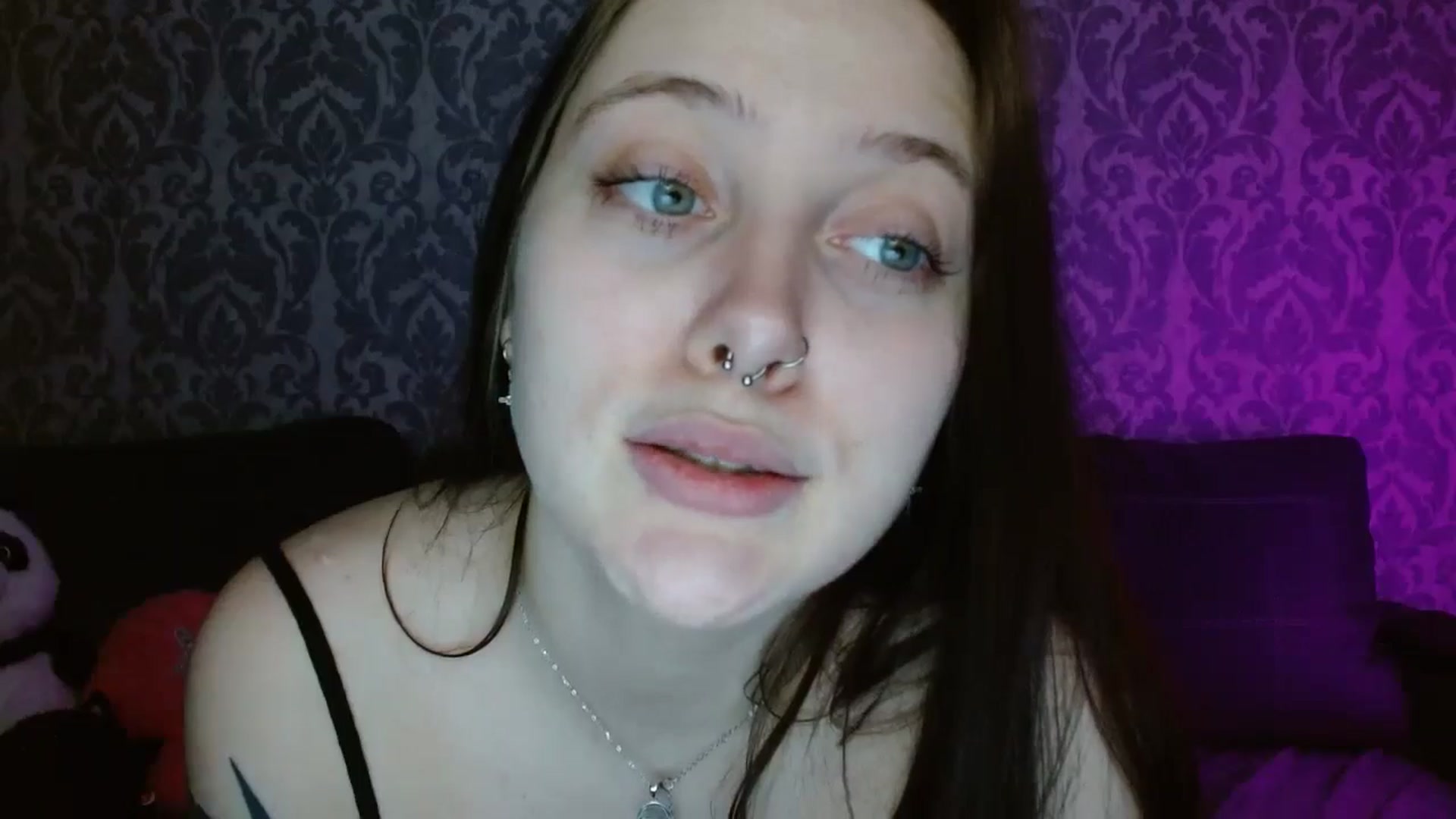 Gallery image thumbnail from AmyWard's myfreecams stream on, 04/24/2026, 15:03 image 8 of 20
