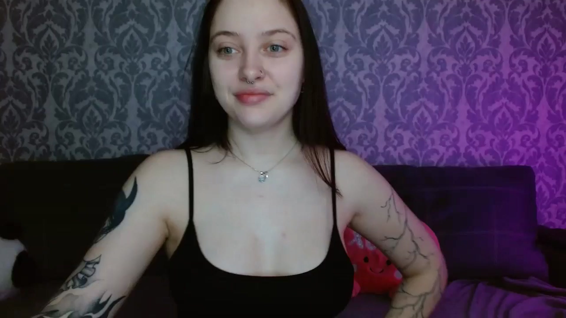 Gallery image thumbnail from AmyWard's myfreecams stream on, 04/26/2026, 08:26 image 16 of 20