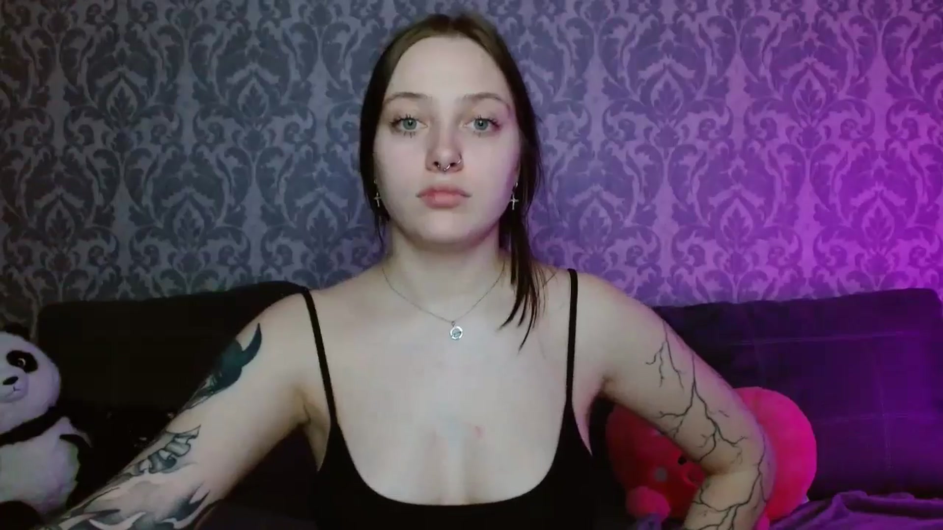 Gallery image thumbnail from AmyWard's myfreecams stream on, 04/26/2026, 12:45 image 3 of 20