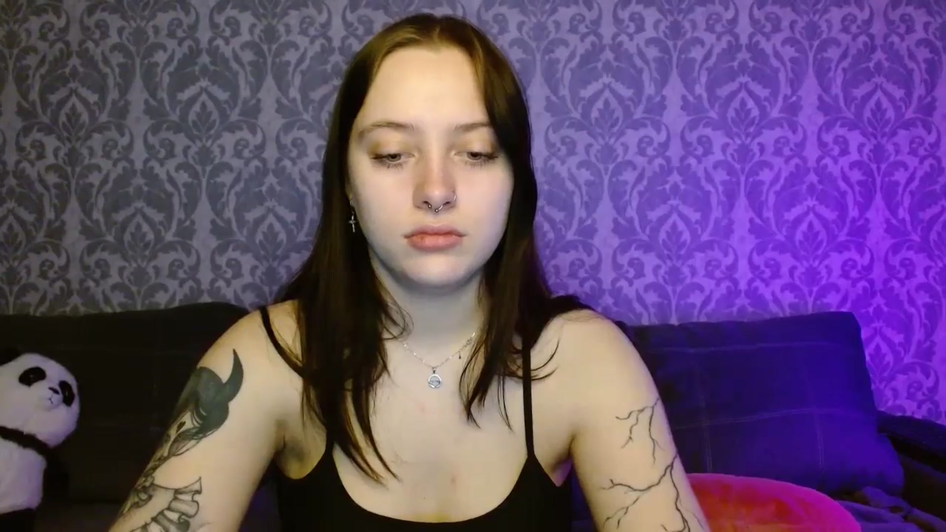 Gallery image thumbnail from AmyWard's myfreecams stream on, 04/27/2026, 08:30 image 13 of 20