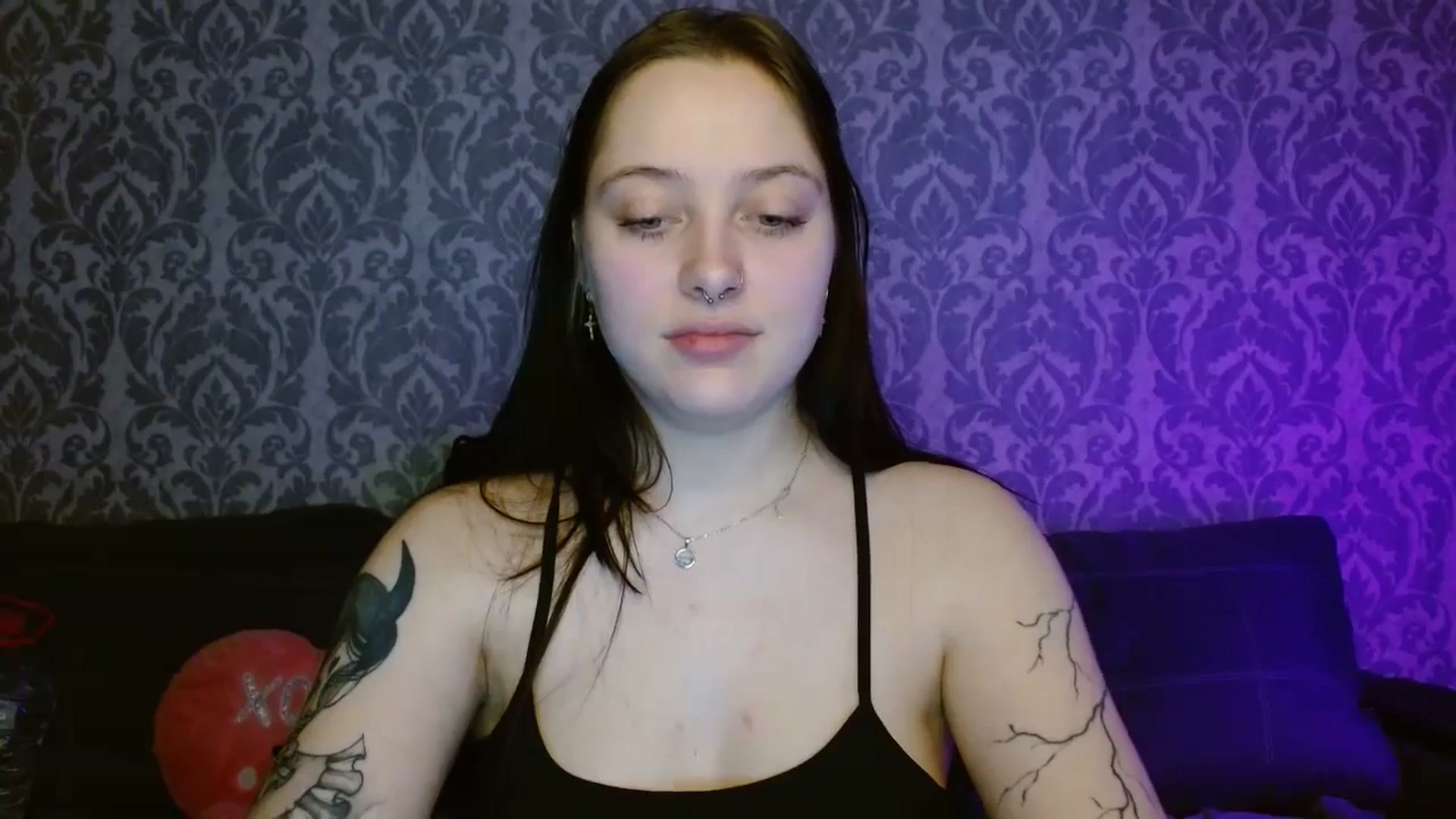 Gallery image thumbnail from AmyWard's myfreecams stream on, 04/27/2026, 11:16 image 11 of 20