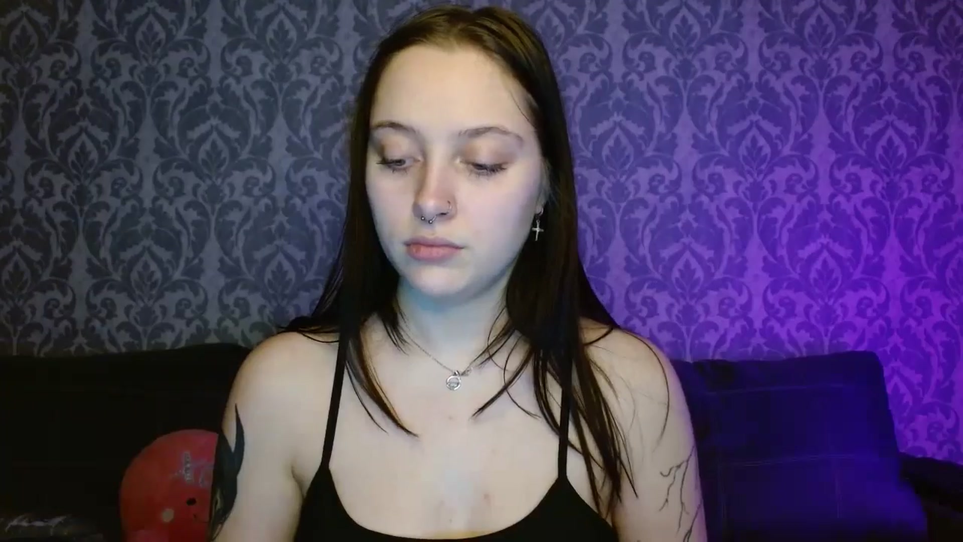 Gallery image thumbnail from AmyWard's myfreecams stream on, 04/27/2026, 13:30 image 5 of 20