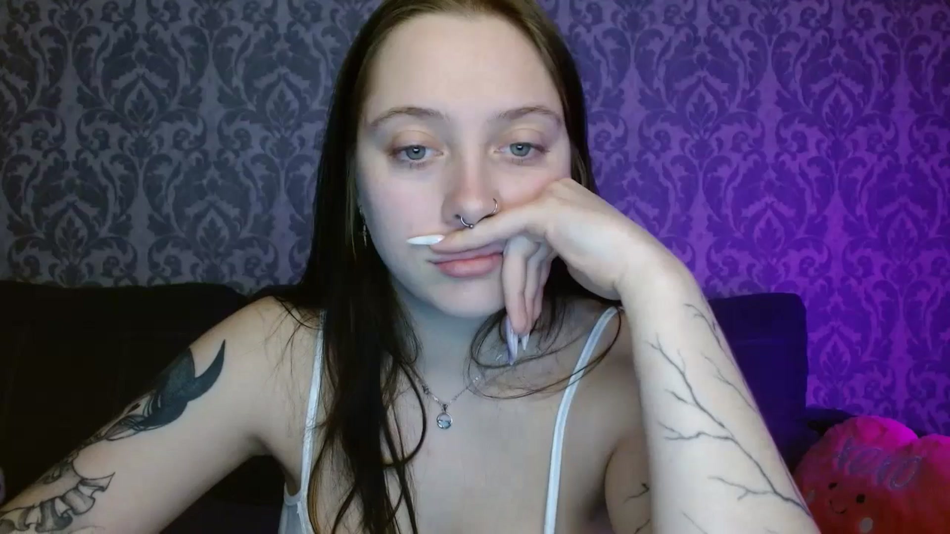 Gallery image thumbnail from AmyWard's myfreecams stream on, 05/01/2026, 12:57 image 13 of 20