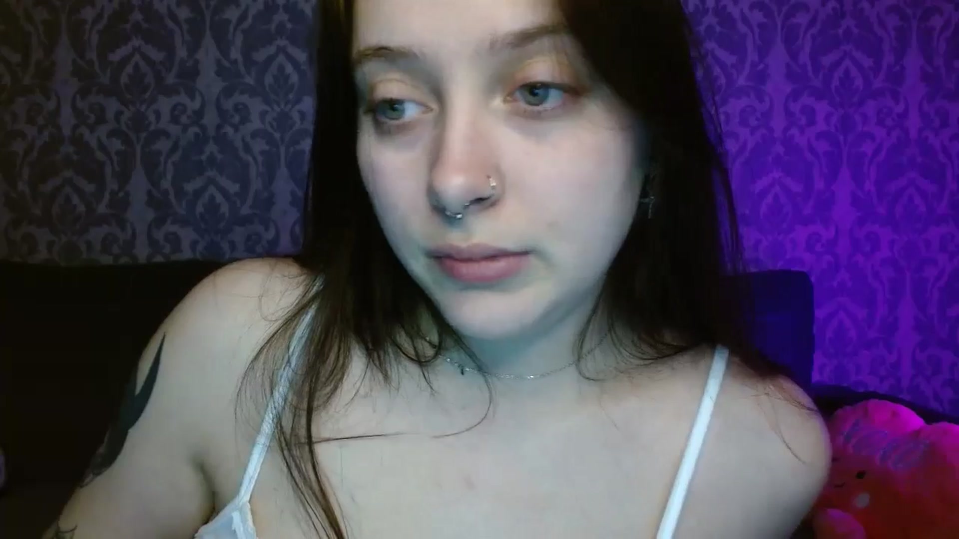 Gallery image thumbnail from AmyWard's myfreecams stream on, 05/01/2026, 16:21 image 11 of 20