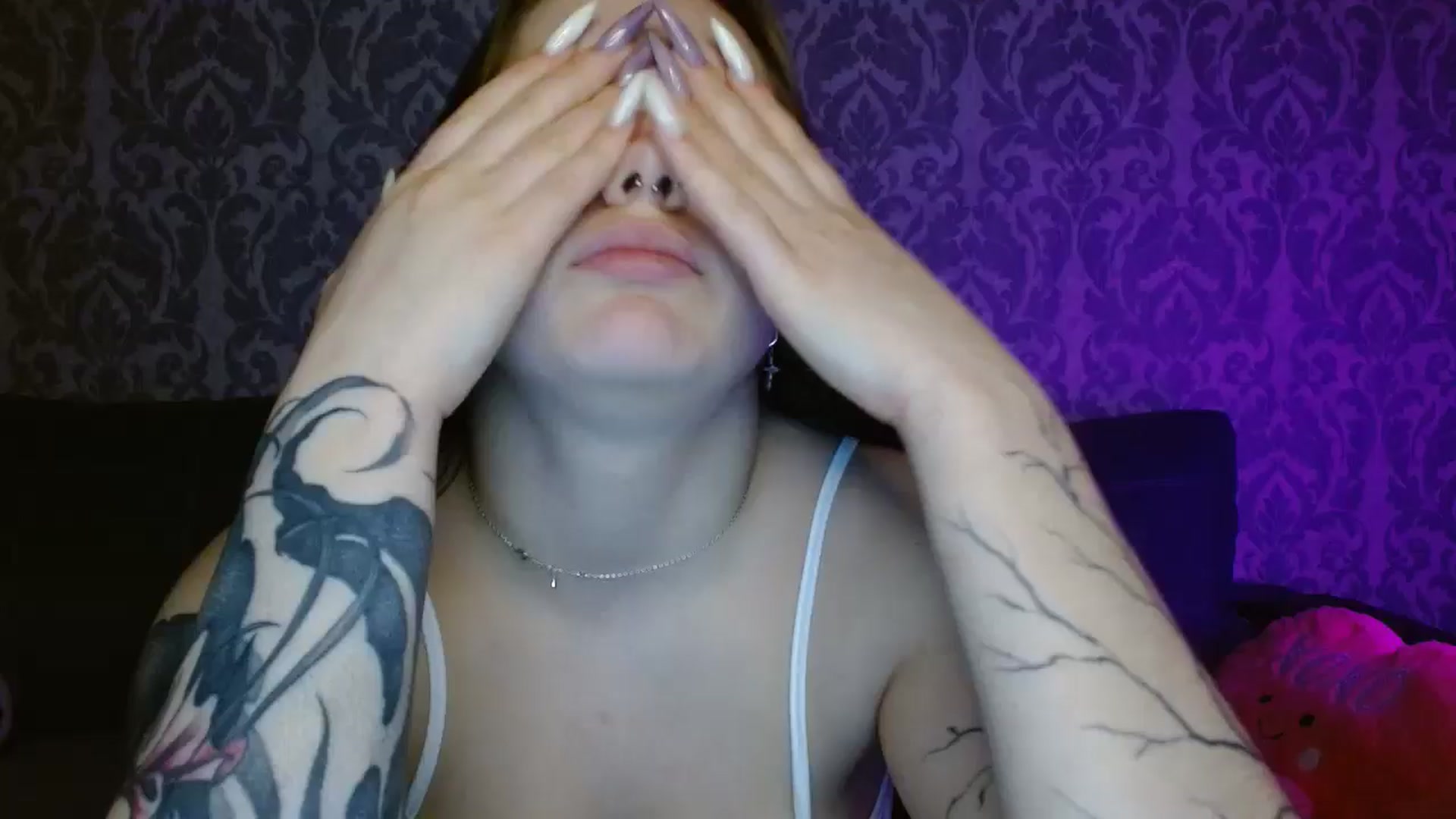 Gallery image thumbnail from AmyWard's myfreecams stream on, 05/01/2026, 16:21 image 17 of 20