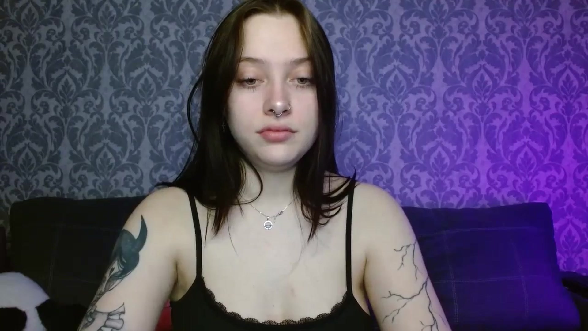 Gallery image thumbnail from AmyWard's myfreecams stream on, 05/03/2026, 09:33 image 11 of 20