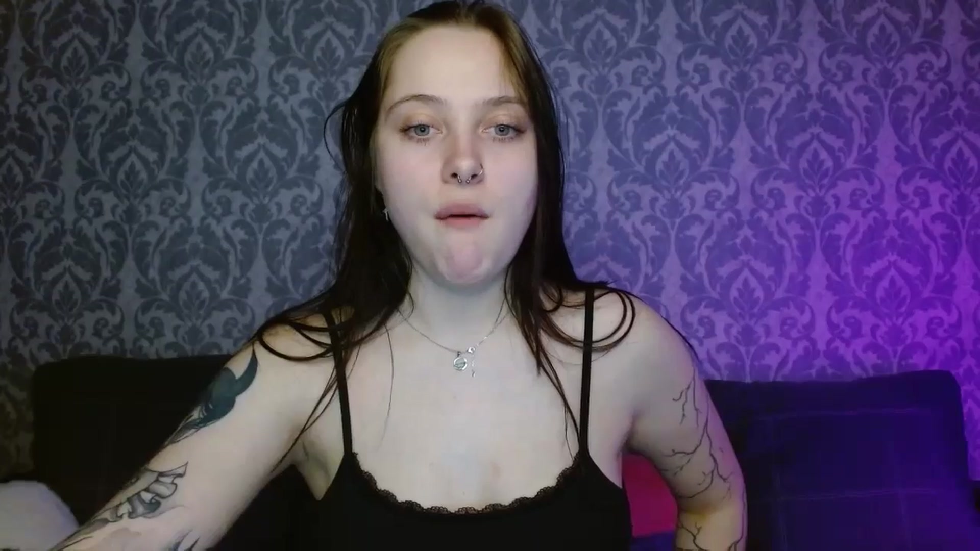 Gallery image thumbnail from AmyWard's myfreecams stream on, 05/03/2026, 12:39 image 2 of 20