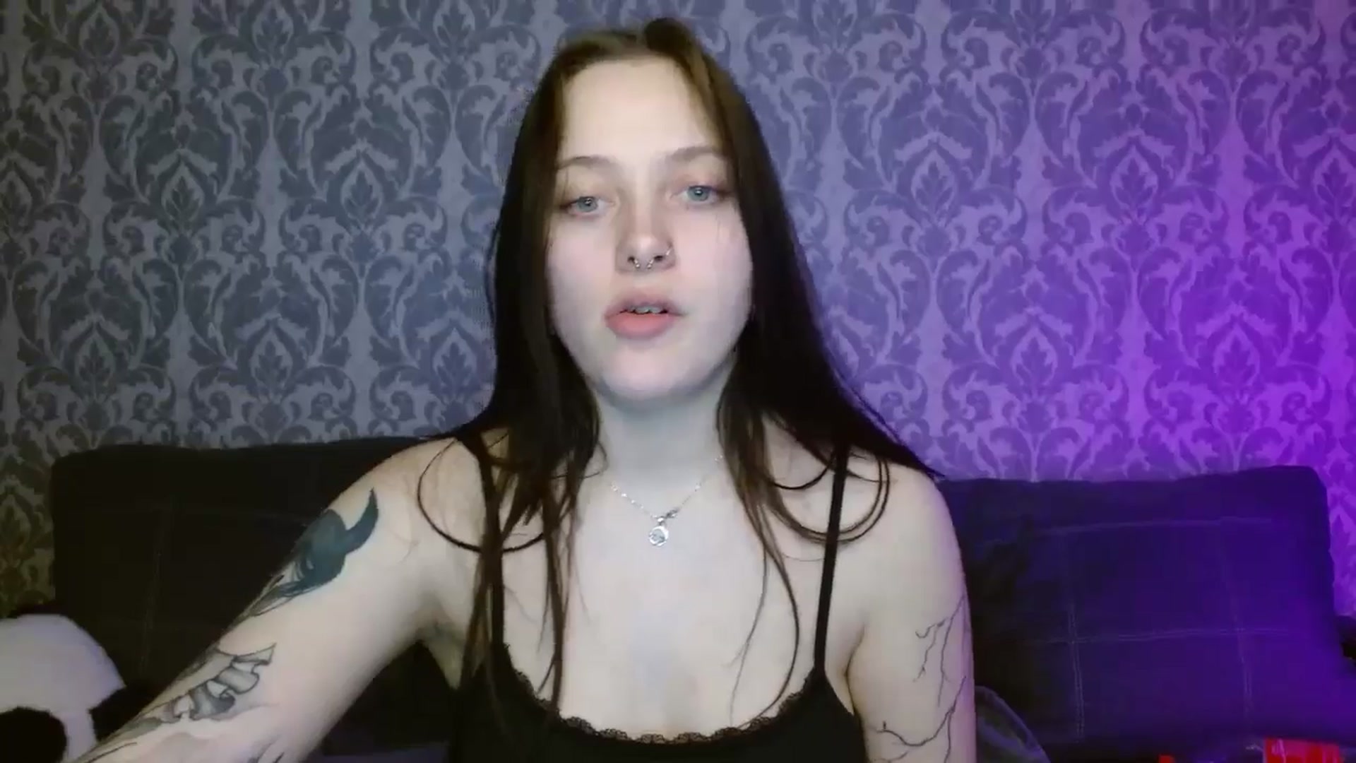 Gallery image thumbnail from AmyWard's myfreecams stream on, 05/03/2026, 12:39 image 6 of 20