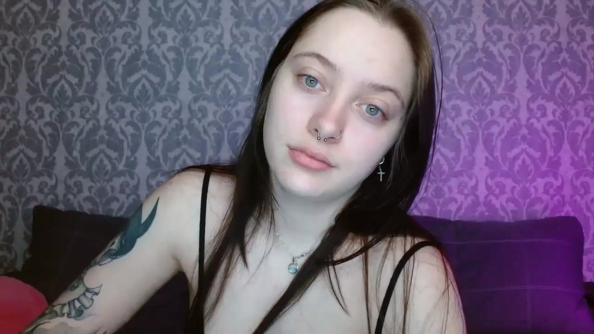 Gallery image thumbnail from AmyWard's myfreecams stream on, 05/05/2026, 08:28 image 16 of 20