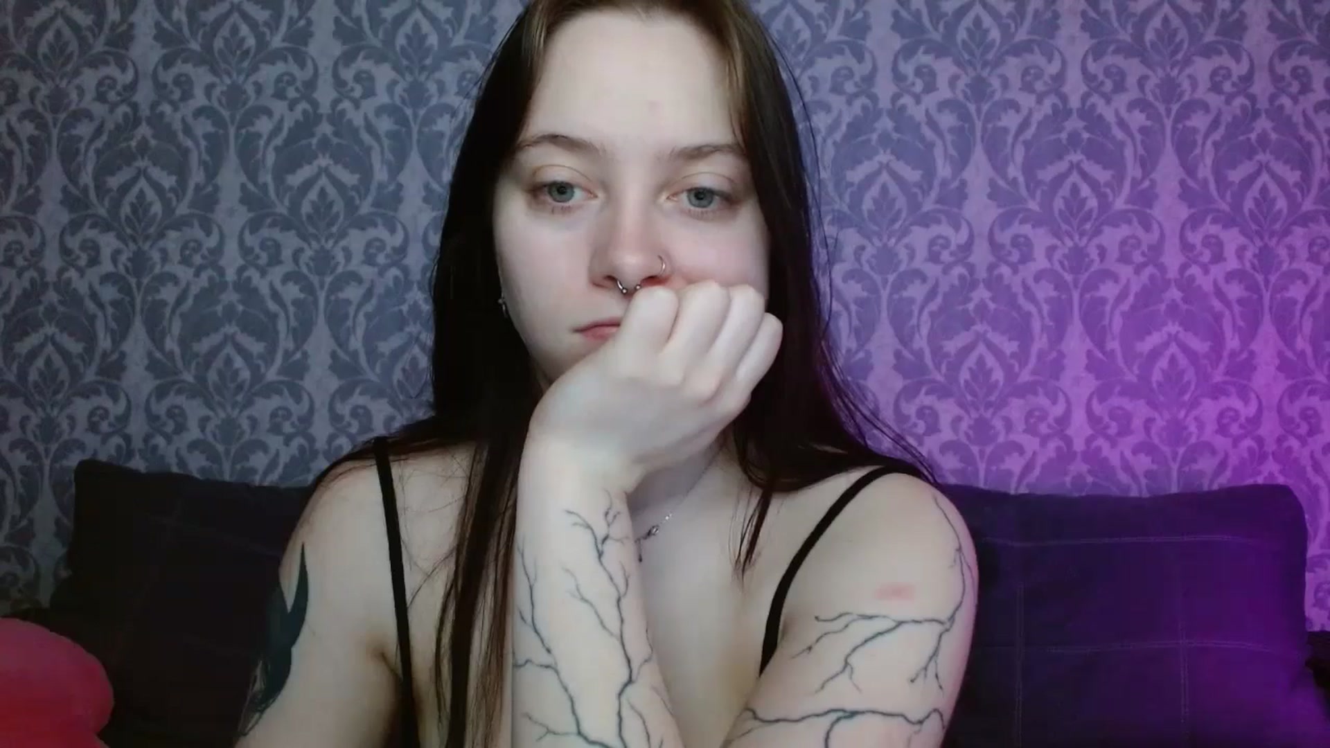 Gallery image thumbnail from AmyWard's myfreecams stream on, 05/05/2026, 08:28 image 19 of 20