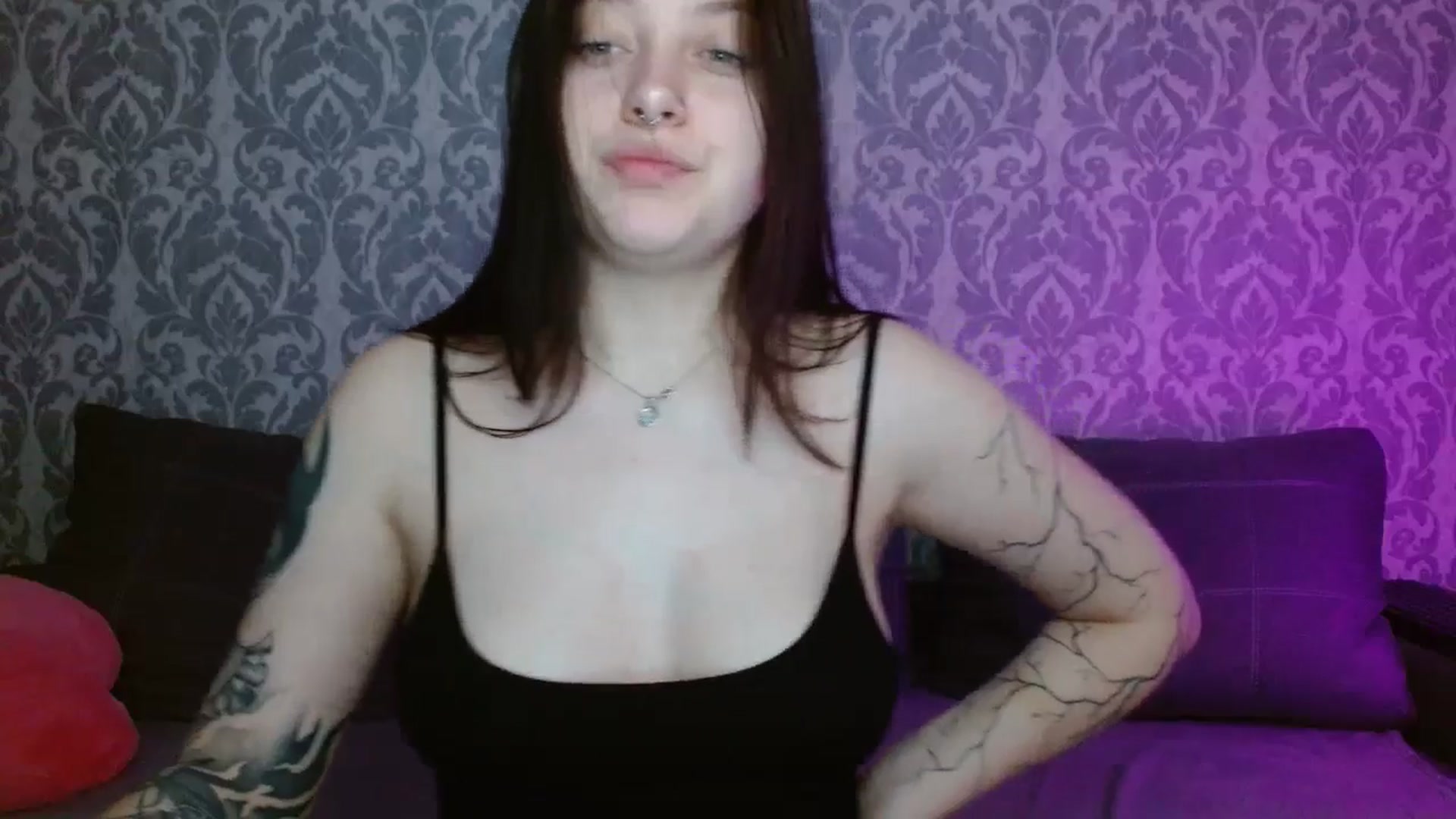 Gallery image thumbnail from AmyWard's myfreecams stream on, 05/05/2026, 10:11 image 10 of 20