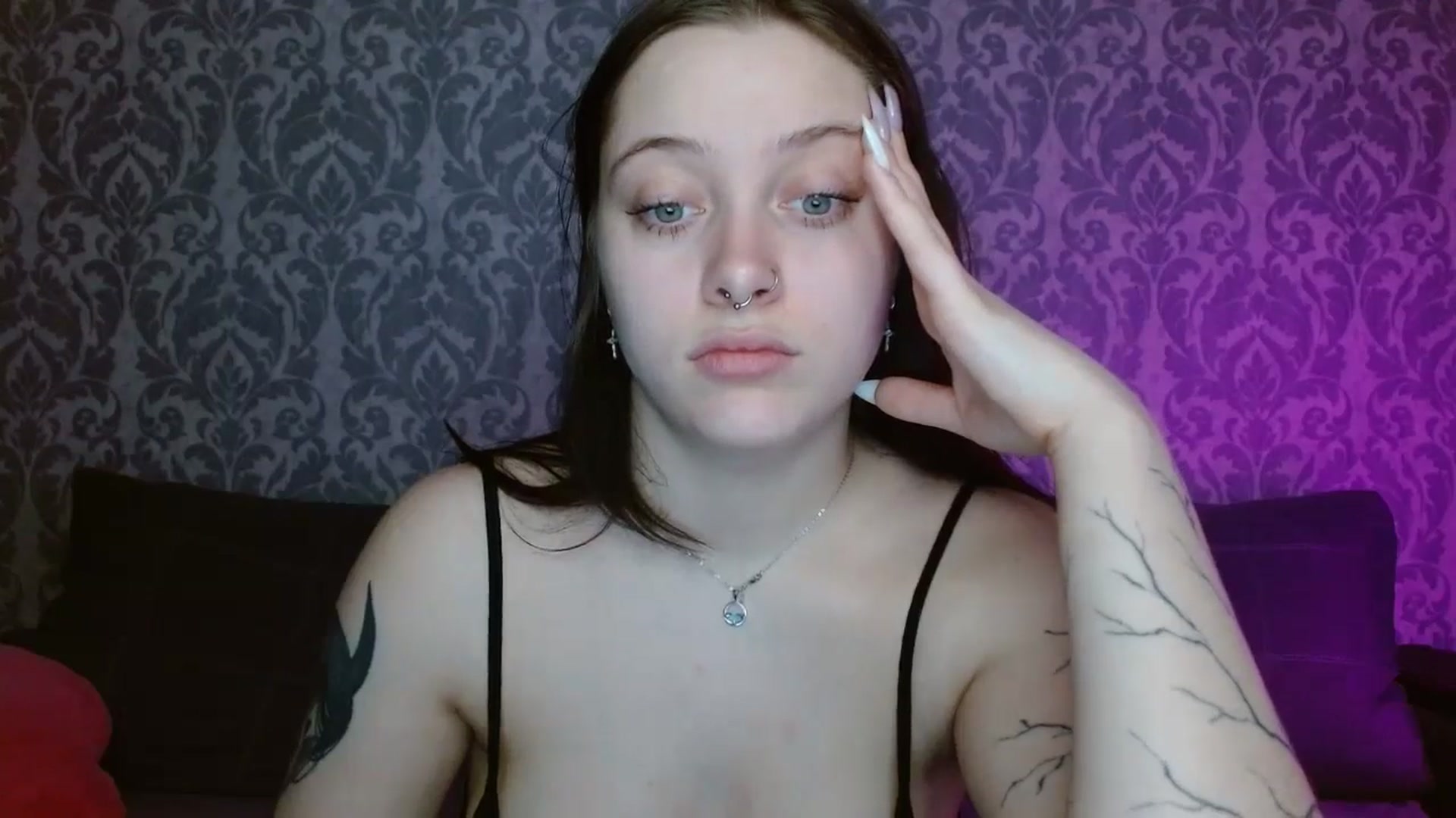 Gallery image thumbnail from AmyWard's myfreecams stream on, 05/05/2026, 10:53 image 10 of 20