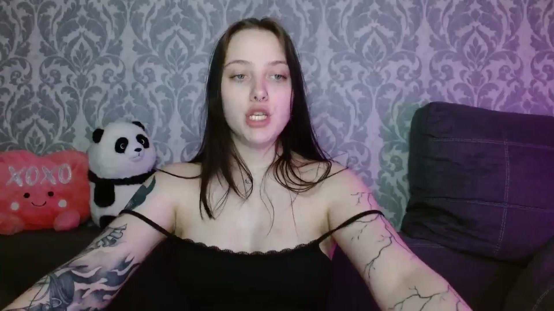 Gallery image thumbnail from AmyWard's myfreecams stream on, 05/08/2026, 14:04 image 13 of 20