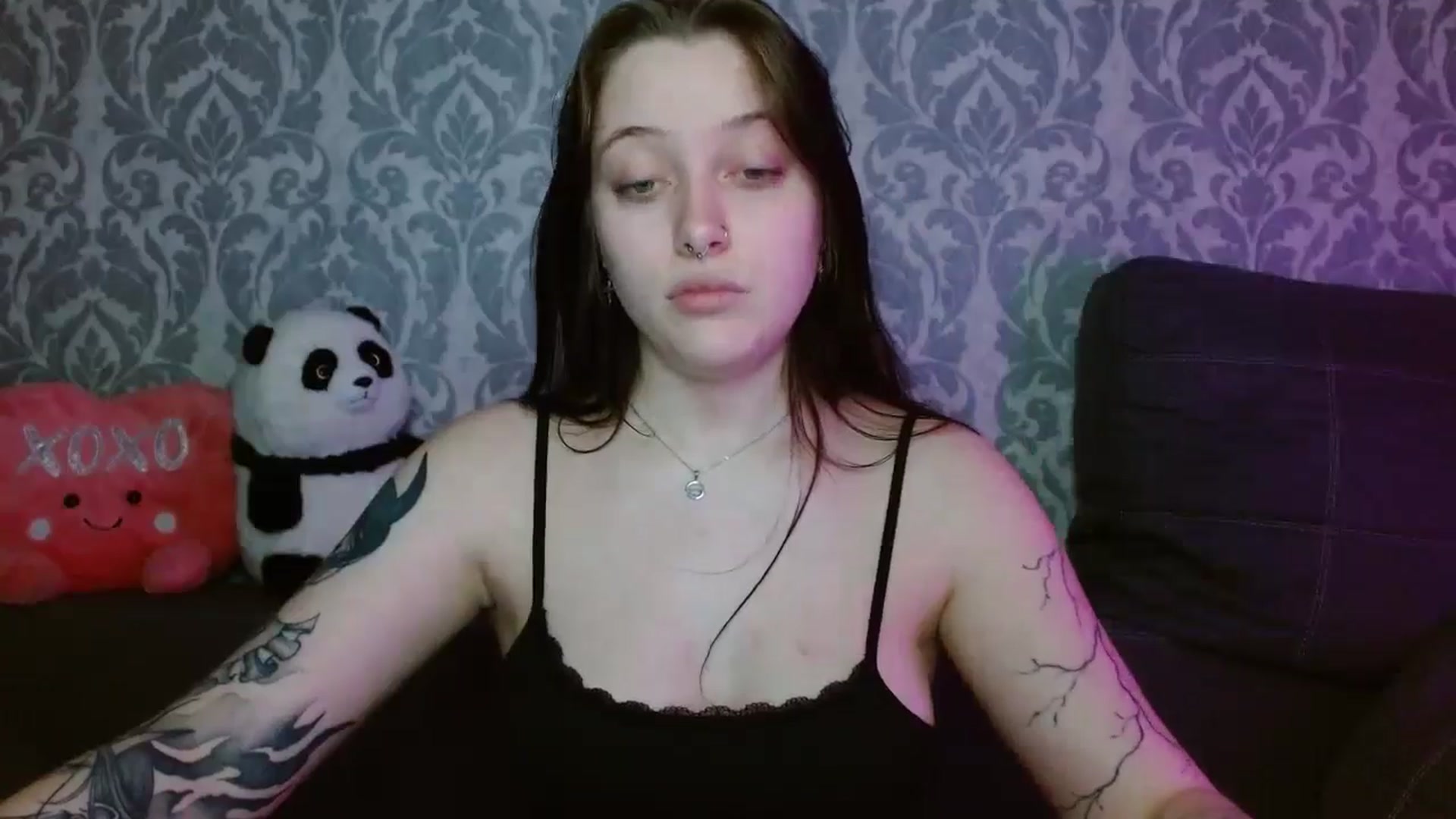 Gallery image thumbnail from AmyWard's myfreecams stream on, 05/08/2026, 14:04 image 3 of 20