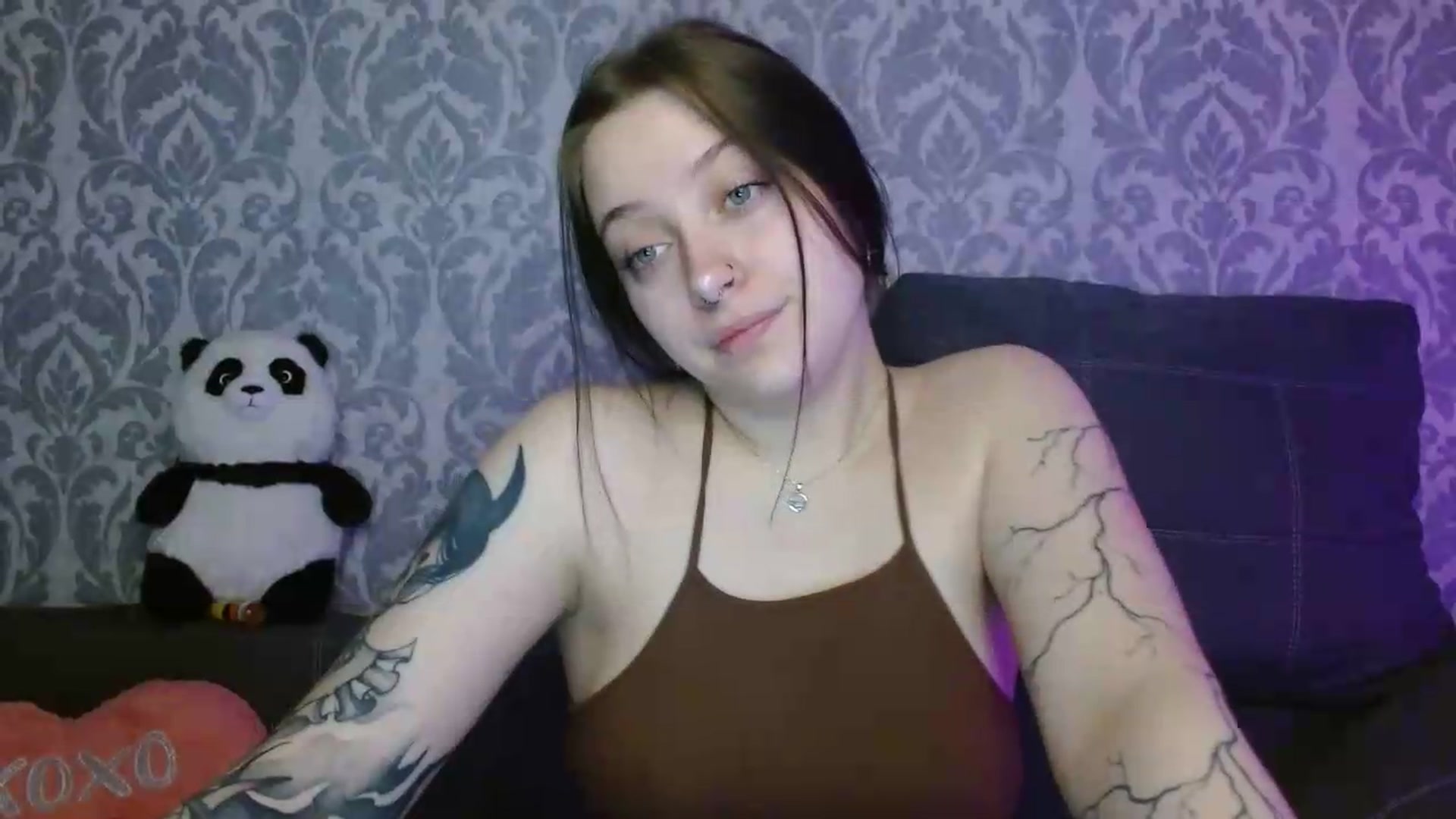 Gallery image thumbnail from AmyWard's myfreecams stream on, 05/09/2026, 09:34 image 6 of 20