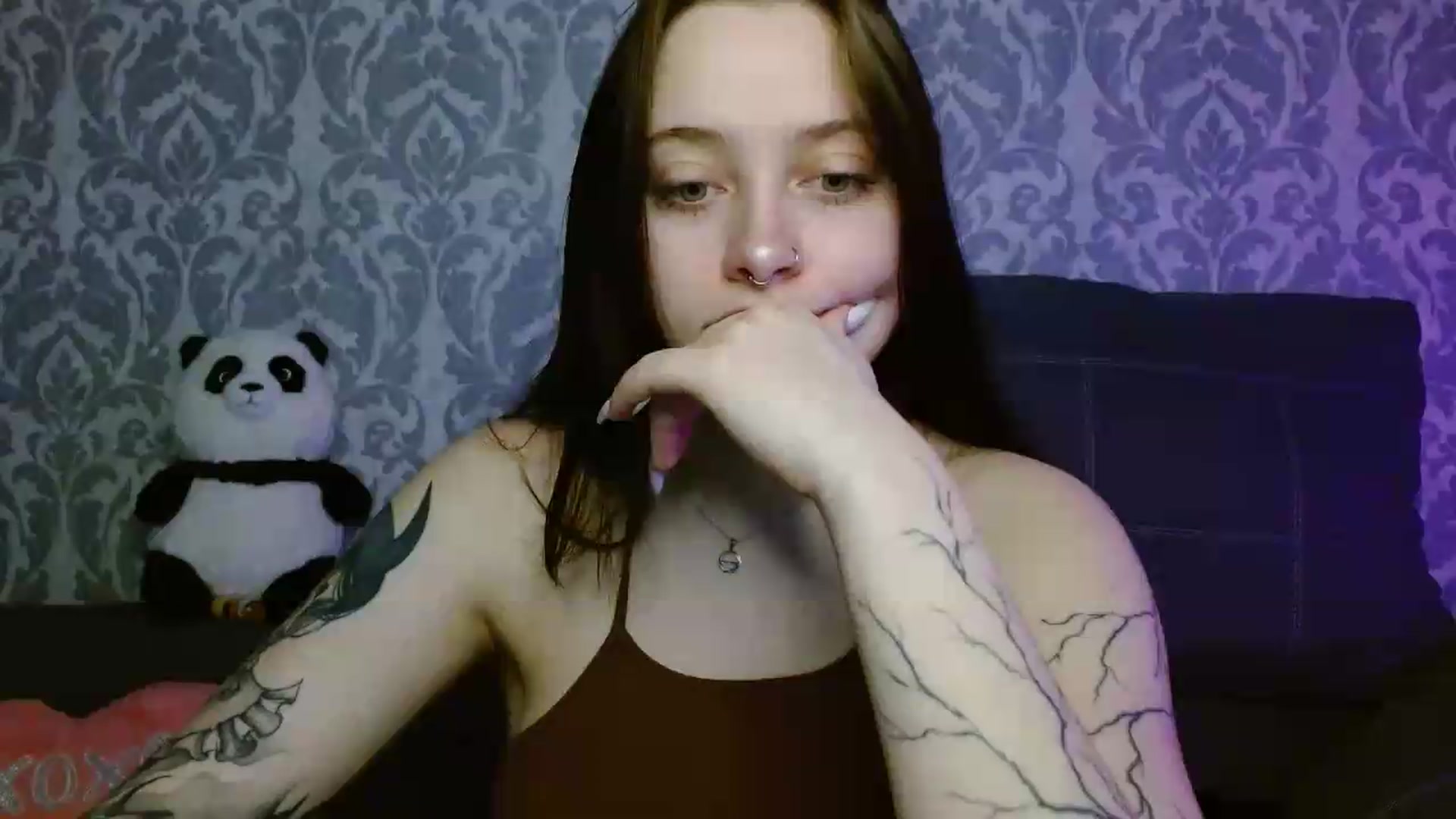 Gallery image thumbnail from AmyWard's myfreecams stream on, 05/09/2026, 09:34 image 15 of 20
