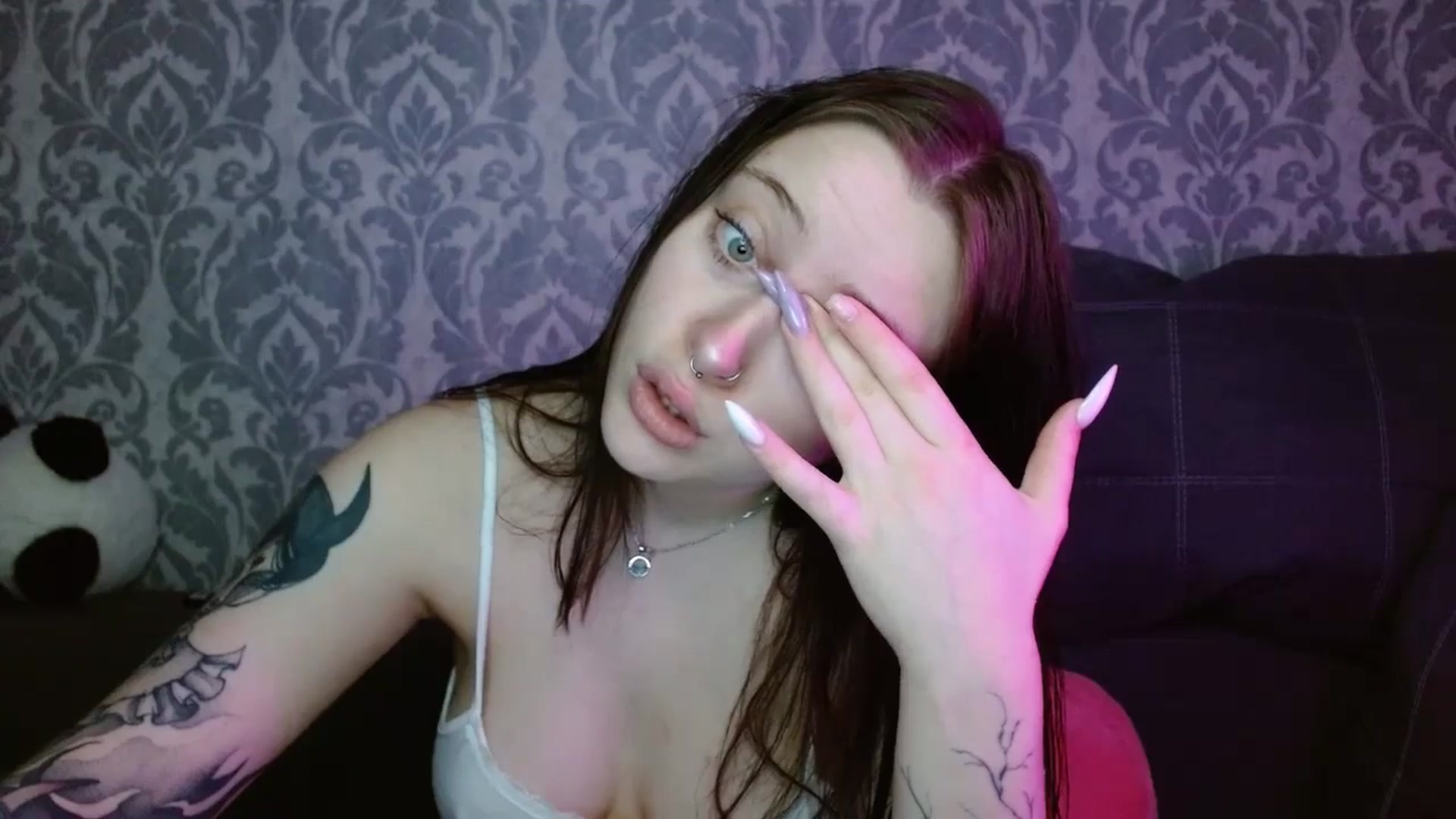 Gallery image thumbnail from AmyWard's myfreecams stream on, 05/11/2026, 10:37 image 3 of 20