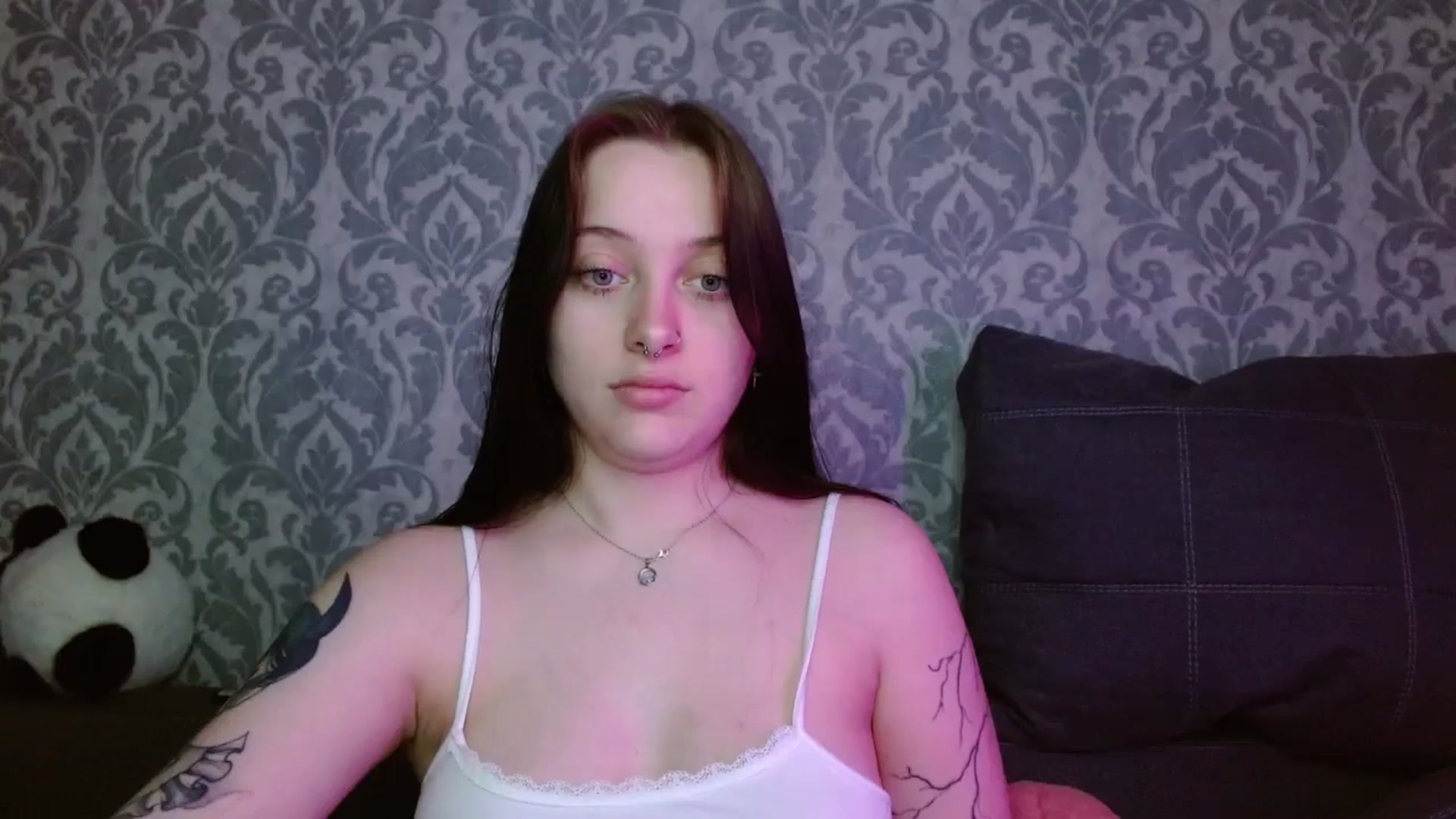 Gallery image thumbnail from AmyWard's myfreecams stream on, 05/11/2026, 13:08 image 3 of 20