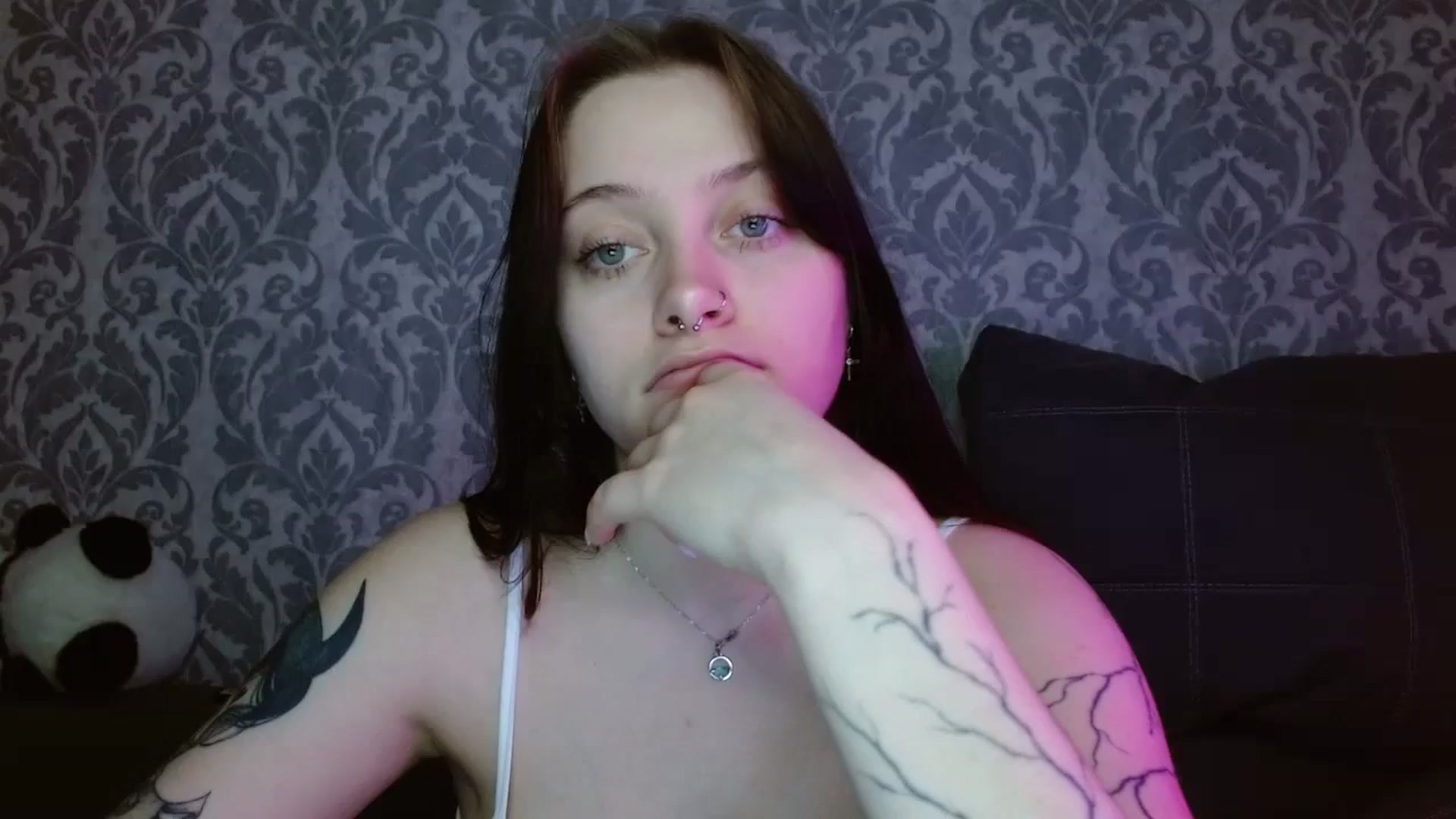 Gallery image thumbnail from AmyWard's myfreecams stream on, 05/11/2026, 13:08 image 1 of 20