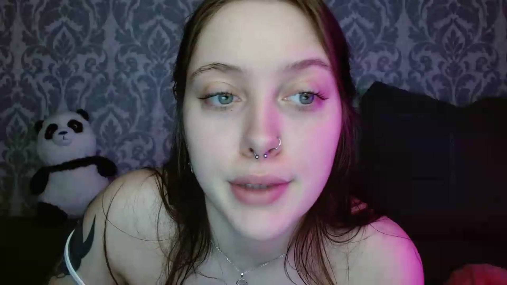 Gallery image thumbnail from AmyWard's myfreecams stream on, 05/12/2026, 12:19 image 6 of 20
