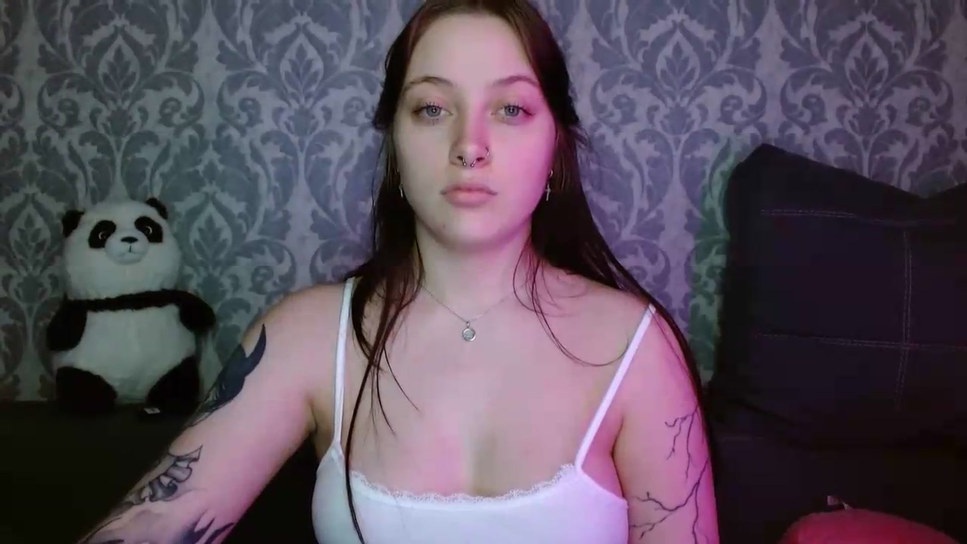 Gallery image thumbnail from AmyWard's myfreecams stream on, 05/12/2026, 14:21 image 5 of 20