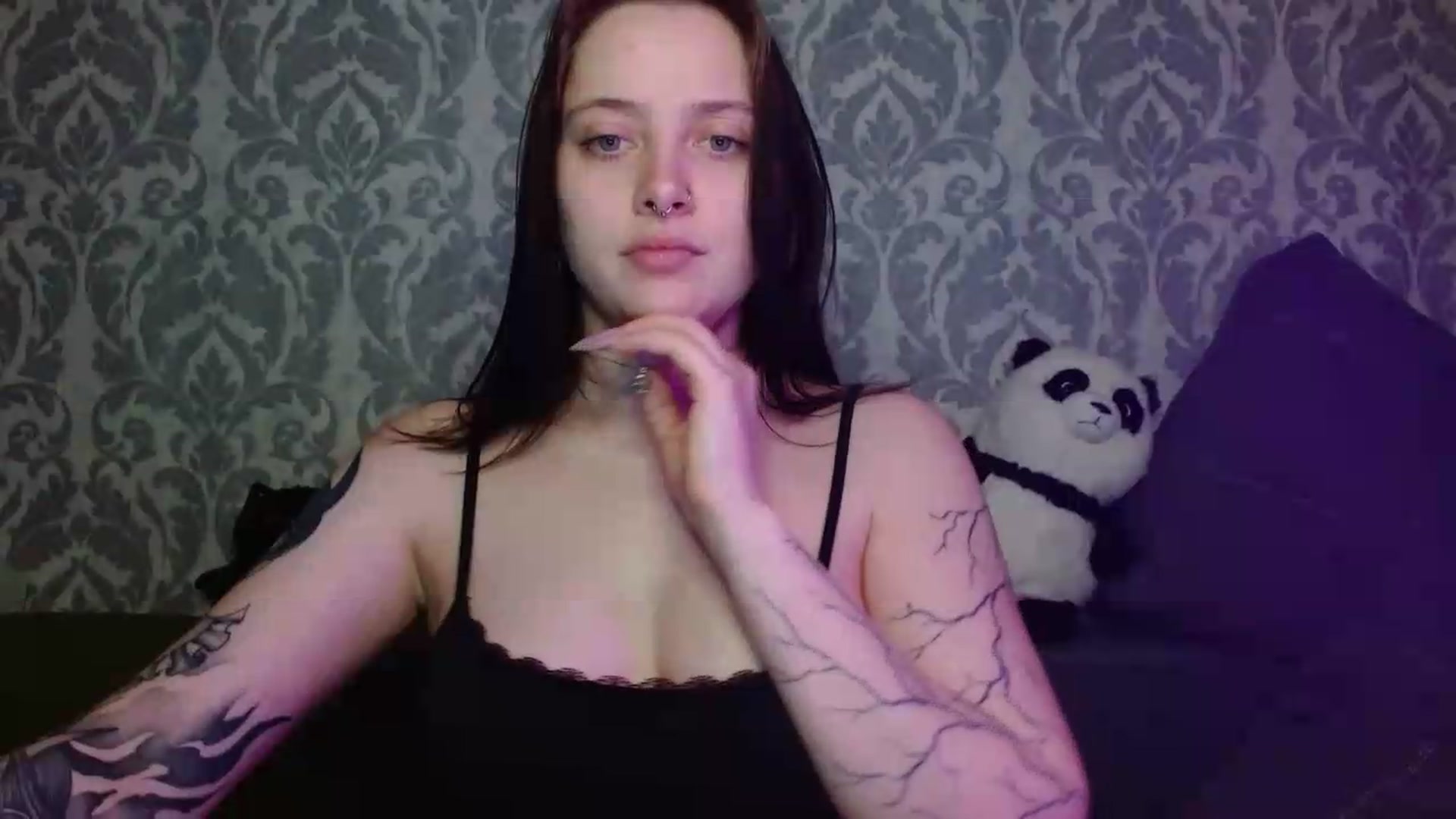 Gallery image thumbnail from AmyWard's myfreecams stream on, 05/15/2026, 13:57 image 5 of 20