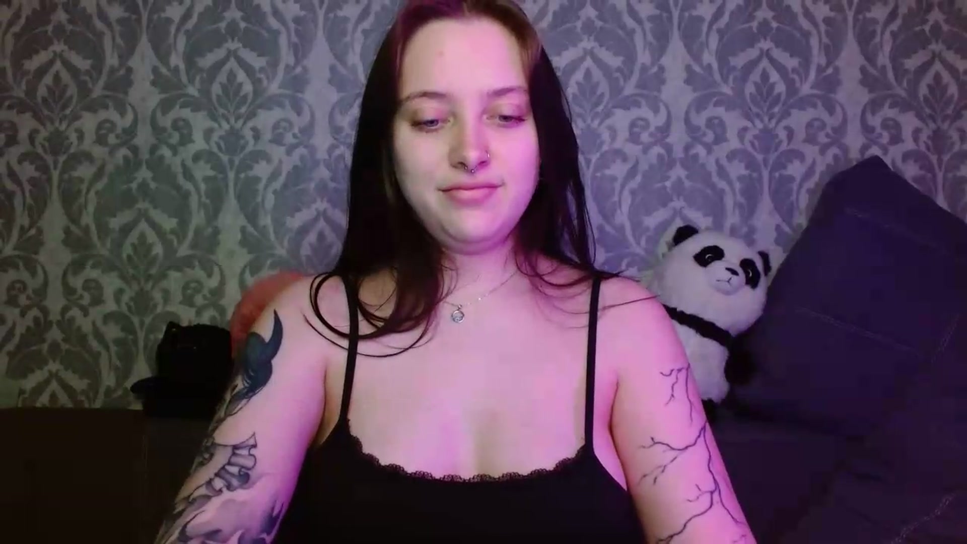 Gallery image thumbnail from AmyWard's myfreecams stream on, 05/15/2026, 13:57 image 9 of 20