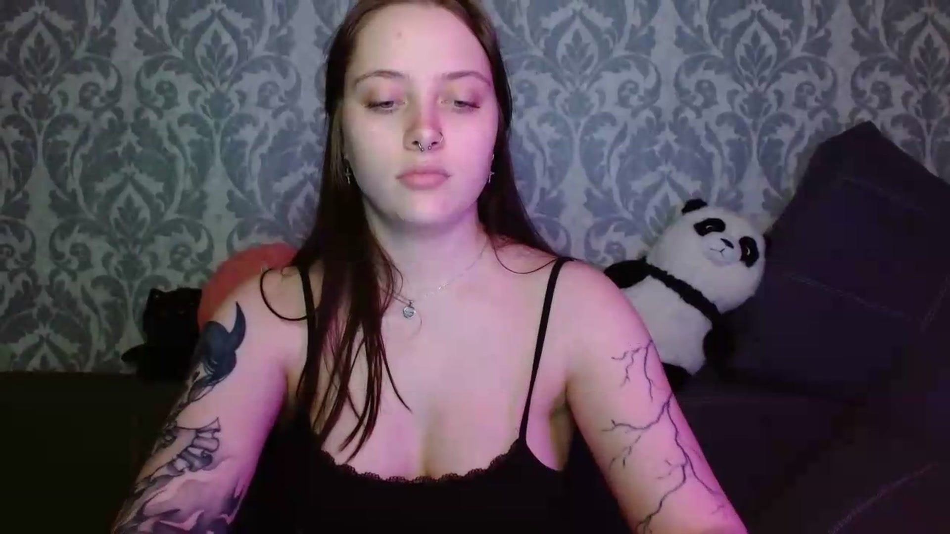 Gallery image thumbnail from AmyWard's myfreecams stream on, 05/15/2026, 15:50 image 16 of 20