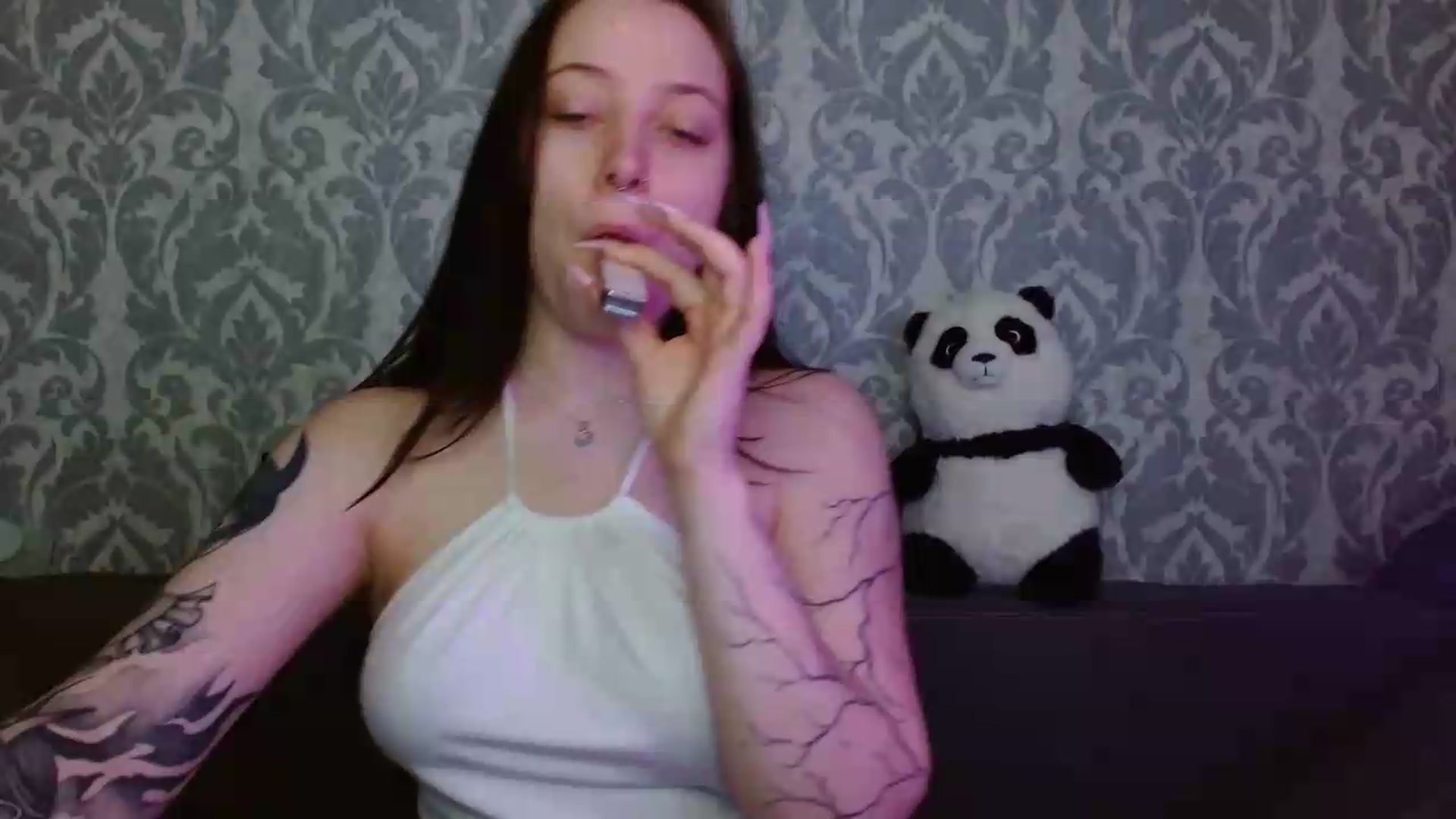 Gallery image thumbnail from AmyWard's myfreecams stream on, 05/16/2026, 10:09 image 3 of 20