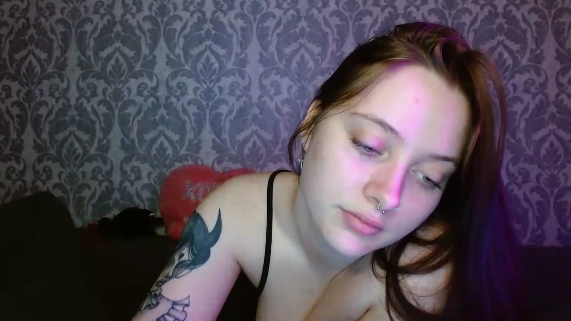 Gallery image thumbnail from AmyWard's myfreecams stream on, 05/17/2026, 10:57 image 7 of 20