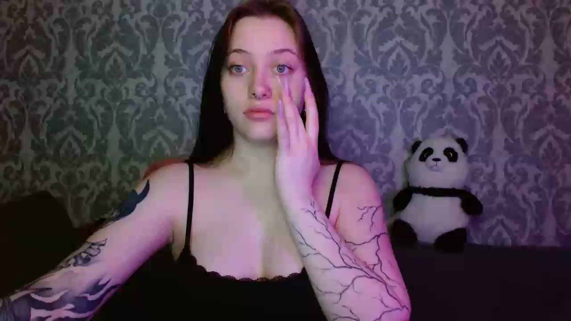 Gallery image thumbnail from AmyWard's myfreecams stream on, 05/17/2026, 10:57 image 1 of 20