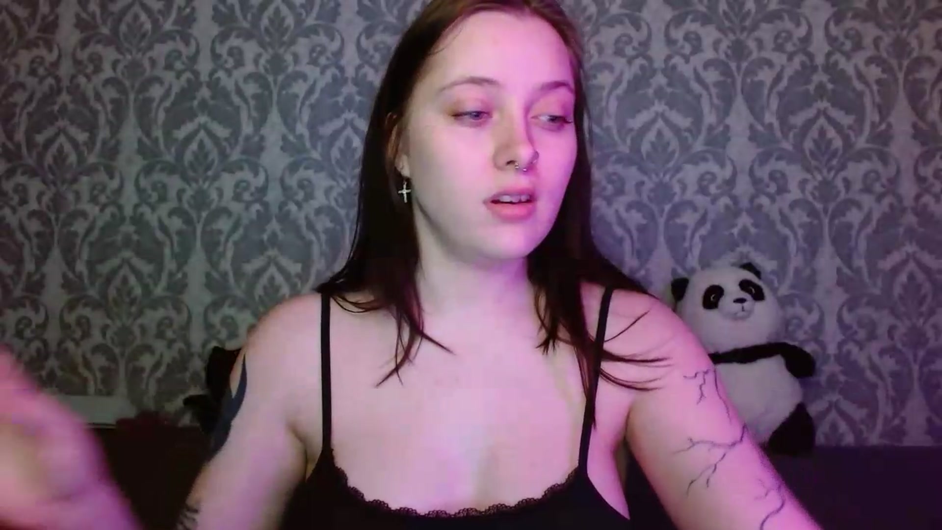 Gallery image thumbnail from AmyWard's myfreecams stream on, 05/17/2026, 12:59 image 2 of 20