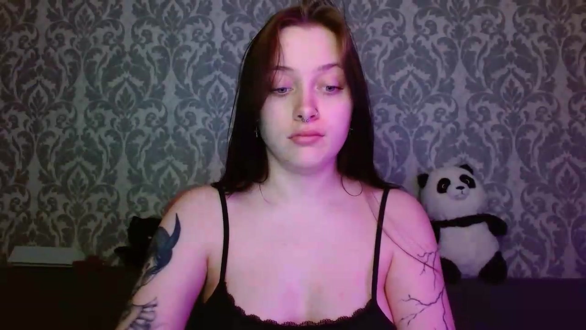 Gallery image thumbnail from AmyWard's myfreecams stream on, 05/17/2026, 12:59 image 6 of 20