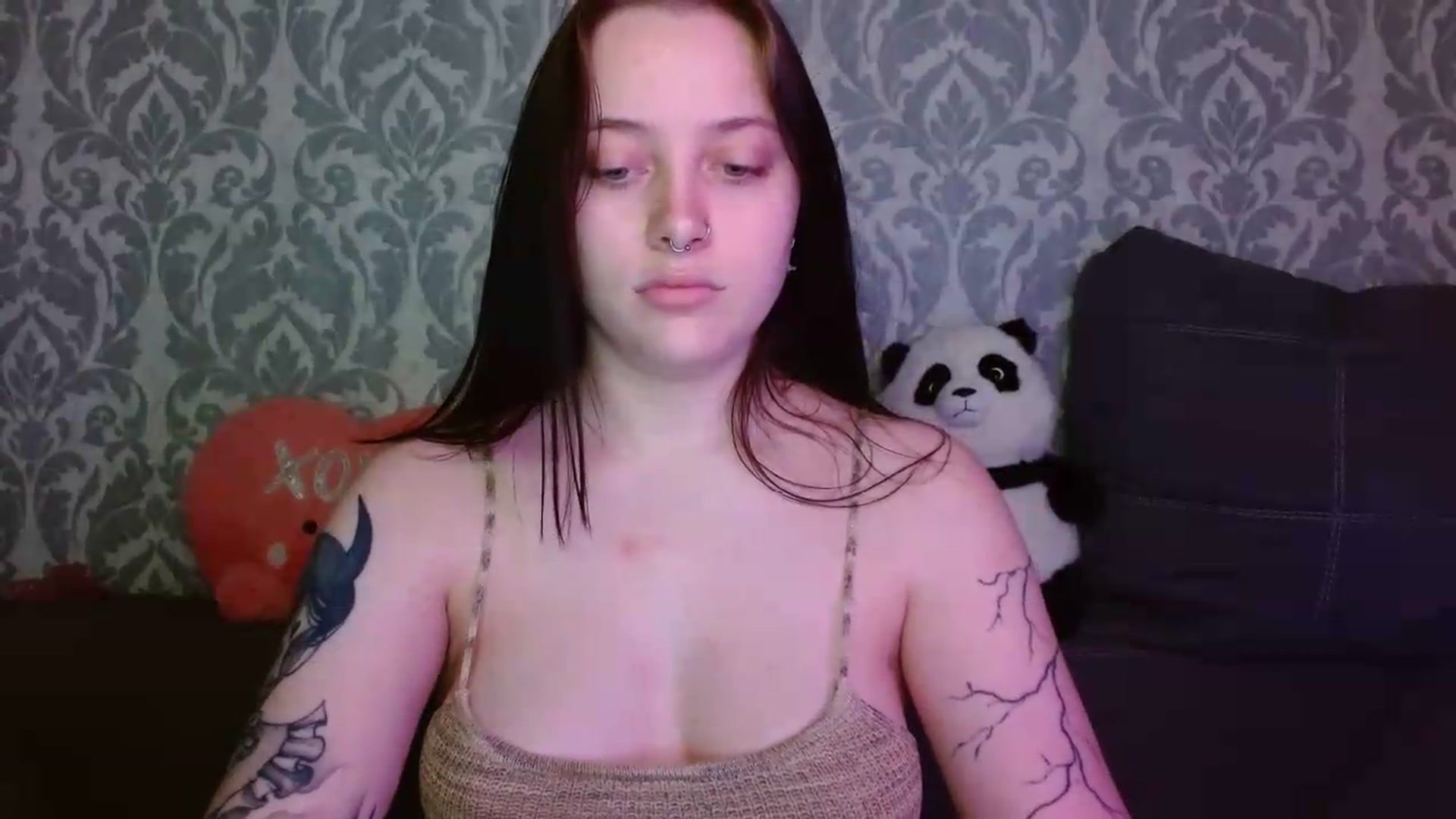 Gallery image thumbnail from AmyWard's myfreecams stream on, 05/18/2026, 12:03 image 7 of 20