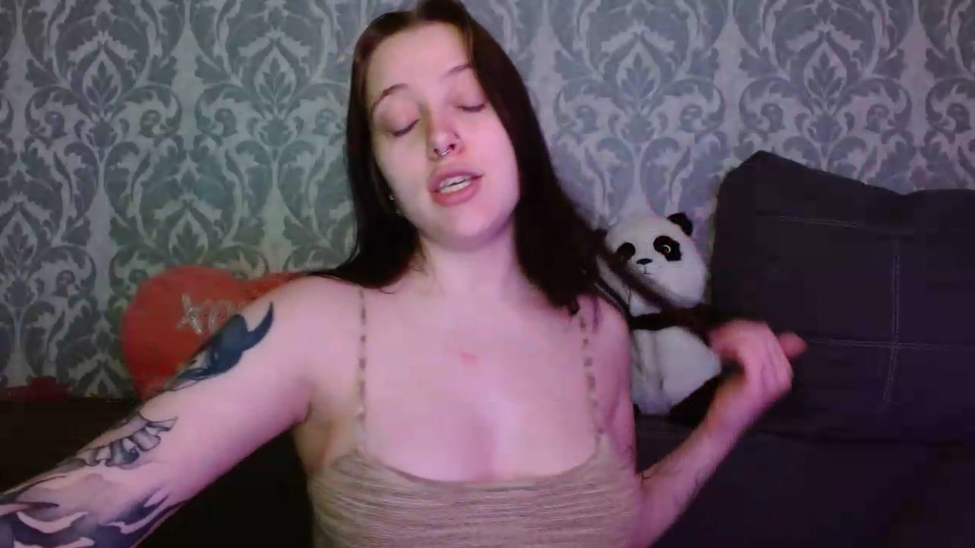 Gallery image thumbnail from AmyWard's myfreecams stream on, 05/18/2026, 12:03 image 12 of 20