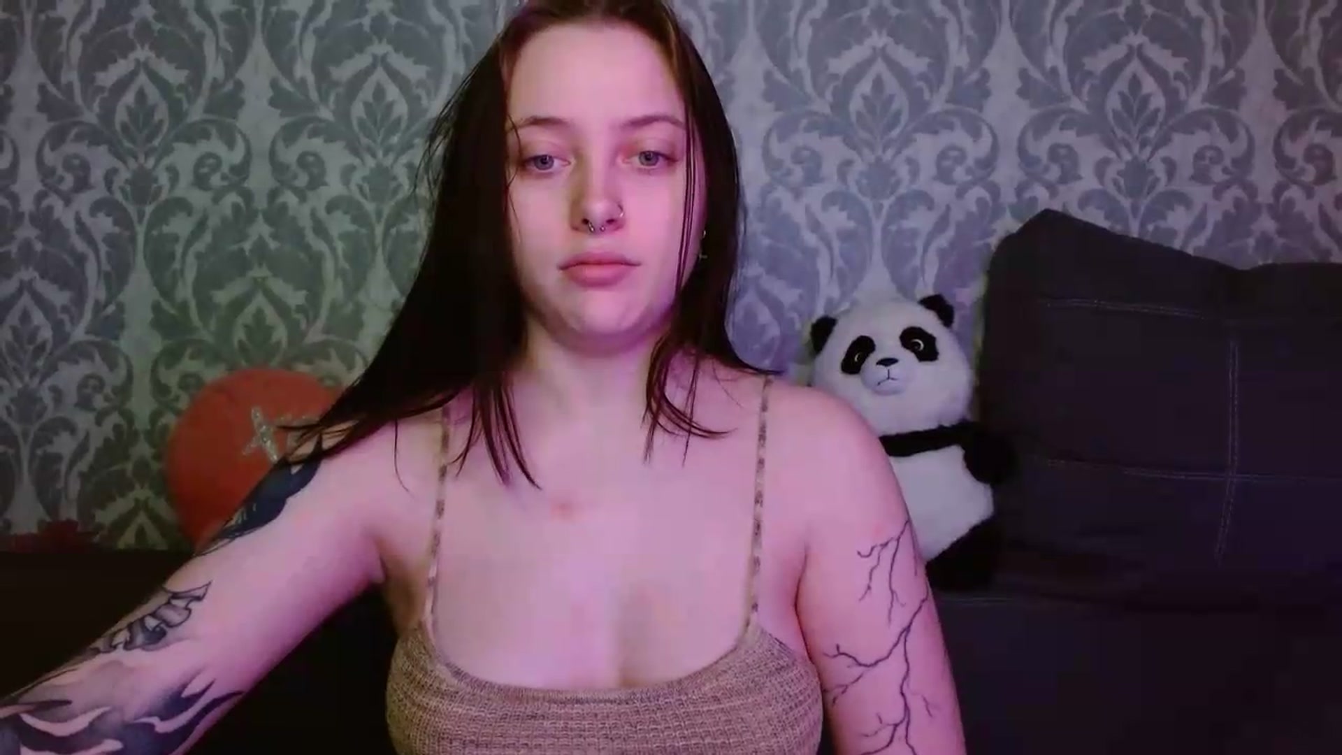 Gallery image thumbnail from AmyWard's myfreecams stream on, 05/18/2026, 12:03 image 20 of 20