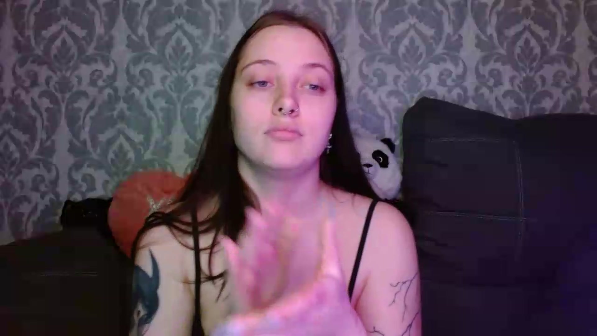 Gallery image thumbnail from AmyWard's myfreecams stream on, 05/19/2026, 11:33 image 20 of 20