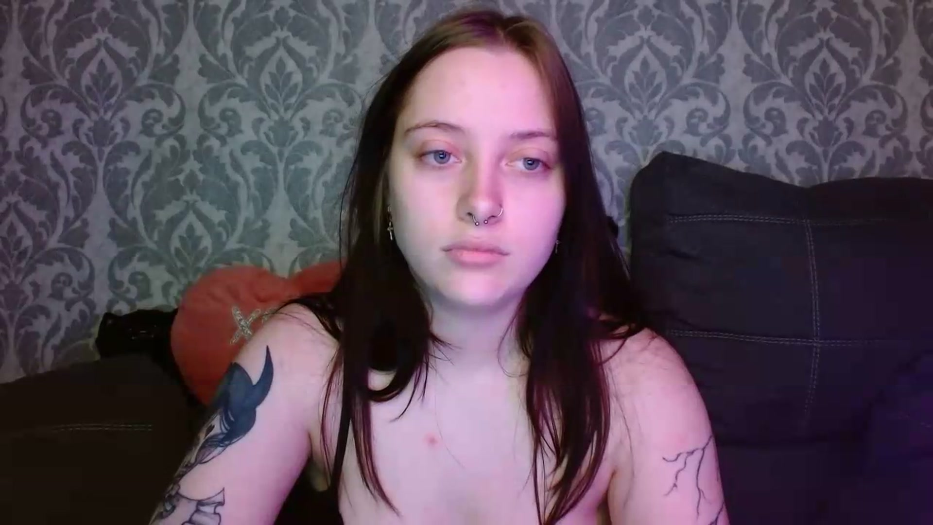 Gallery image thumbnail from AmyWard's myfreecams stream on, 05/19/2026, 11:33 image 18 of 20