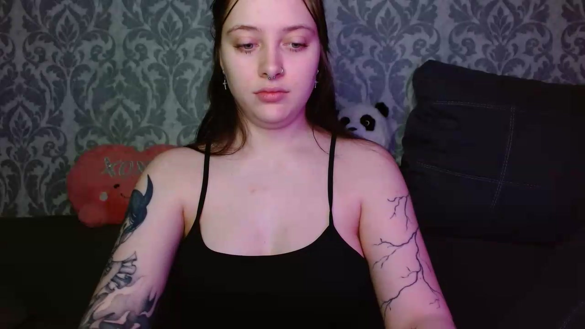 Gallery image thumbnail from AmyWard's myfreecams stream on, 05/21/2026, 11:01 image 10 of 20