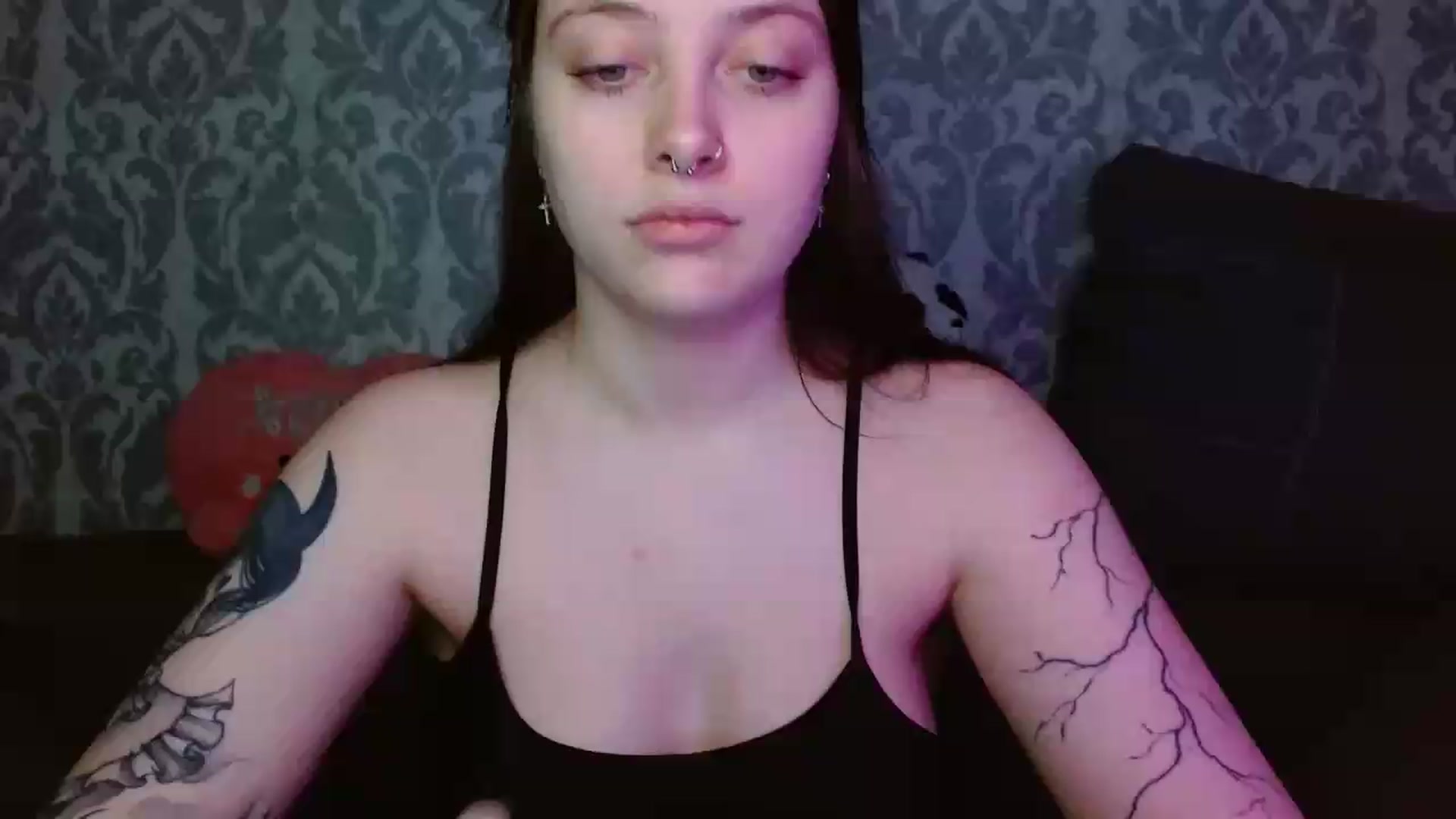 Gallery image thumbnail from AmyWard's myfreecams stream on, 05/21/2026, 12:18 image 15 of 20