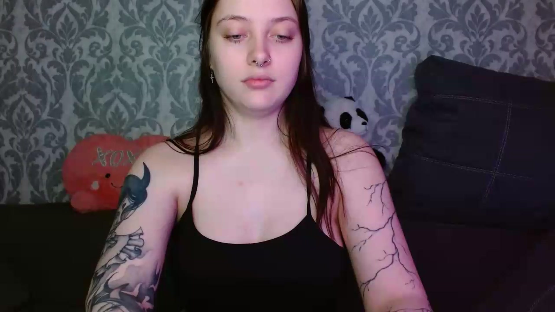 Gallery image thumbnail from AmyWard's myfreecams stream on, 05/21/2026, 12:18 image 19 of 20