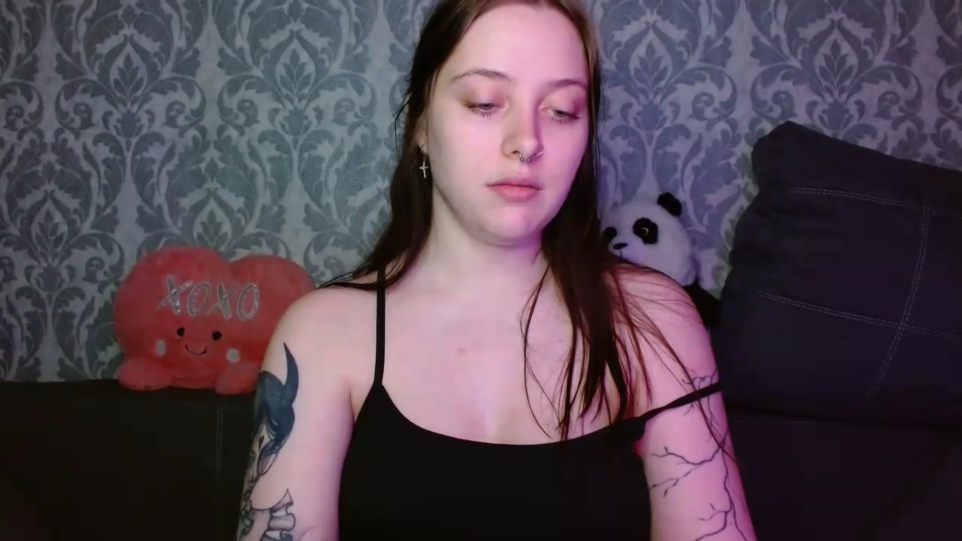 Gallery image thumbnail from AmyWard's myfreecams stream on, 05/21/2026, 14:20 image 9 of 20