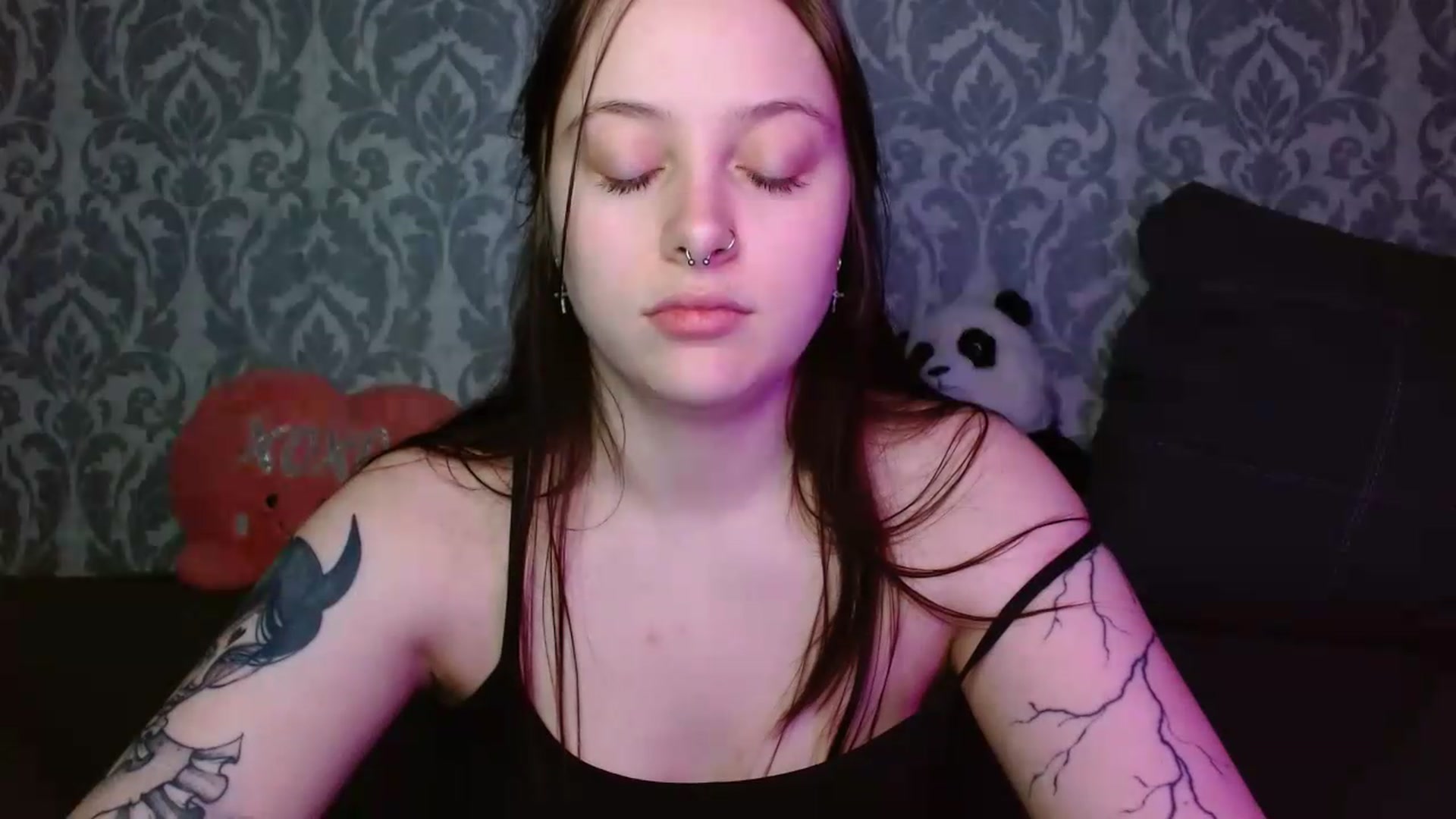 Gallery image thumbnail from AmyWard's myfreecams stream on, 05/21/2026, 14:20 image 5 of 20