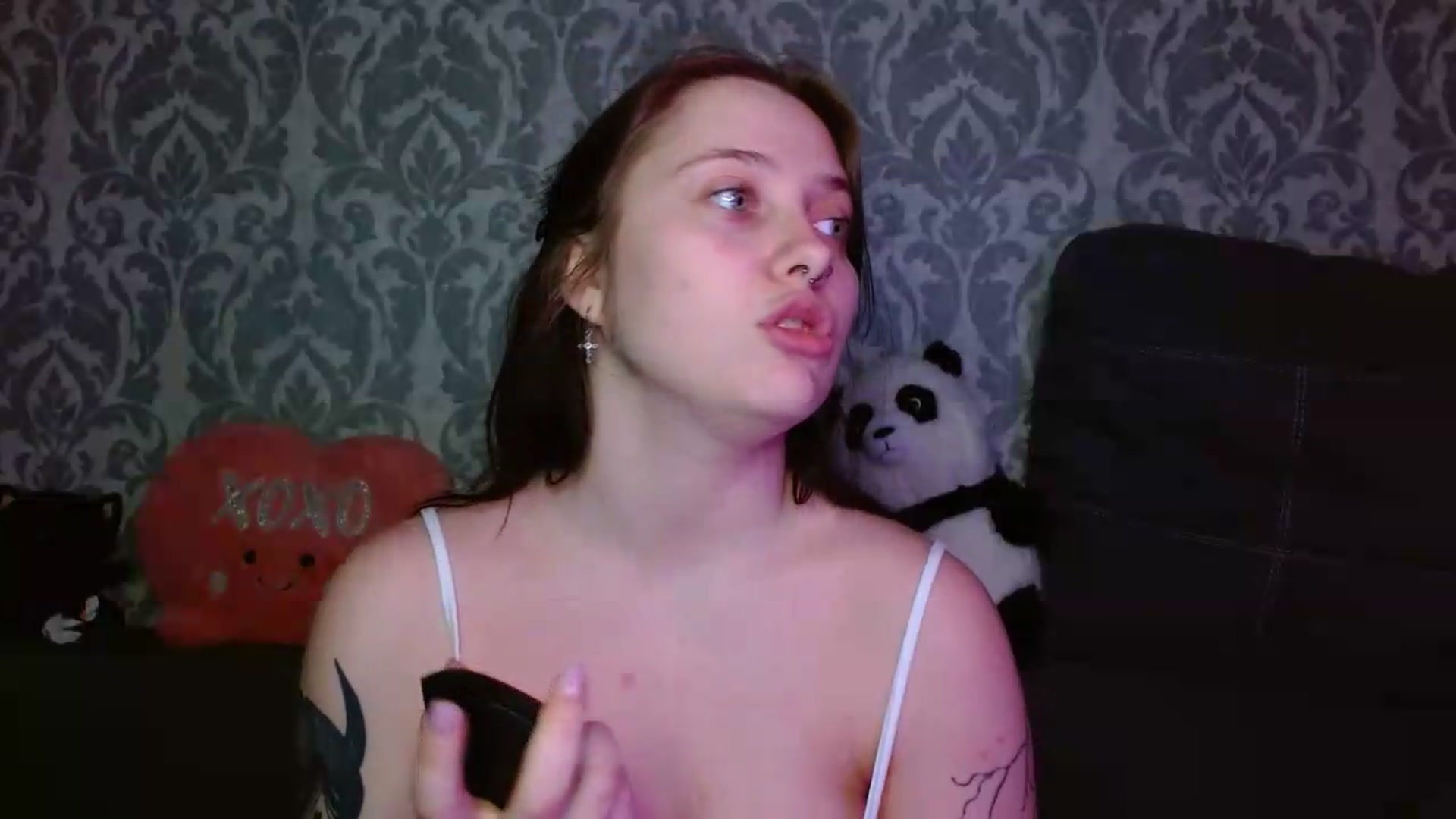 Gallery image thumbnail from AmyWard's myfreecams stream on, 05/22/2026, 15:55 image 5 of 20