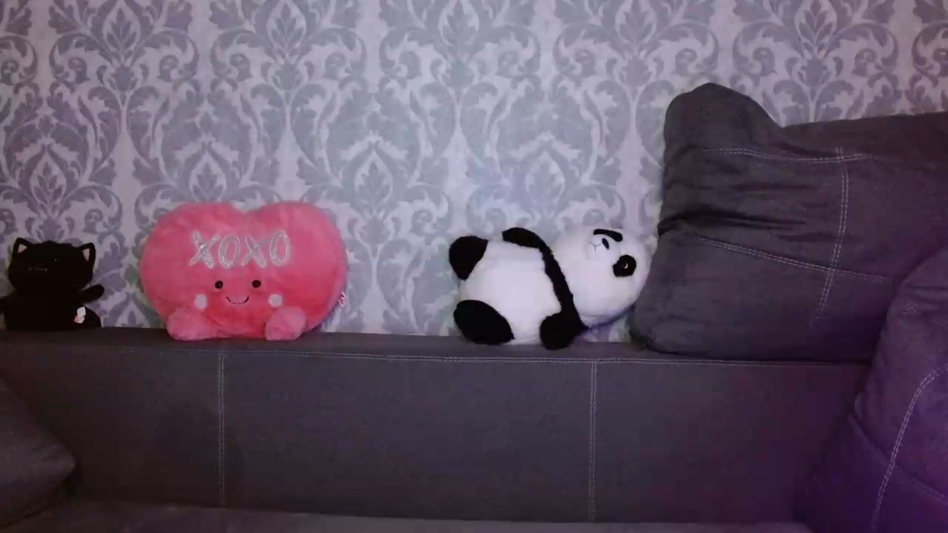 Gallery image thumbnail from AmyWard's myfreecams stream on, 05/23/2026, 11:45 image 10 of 20