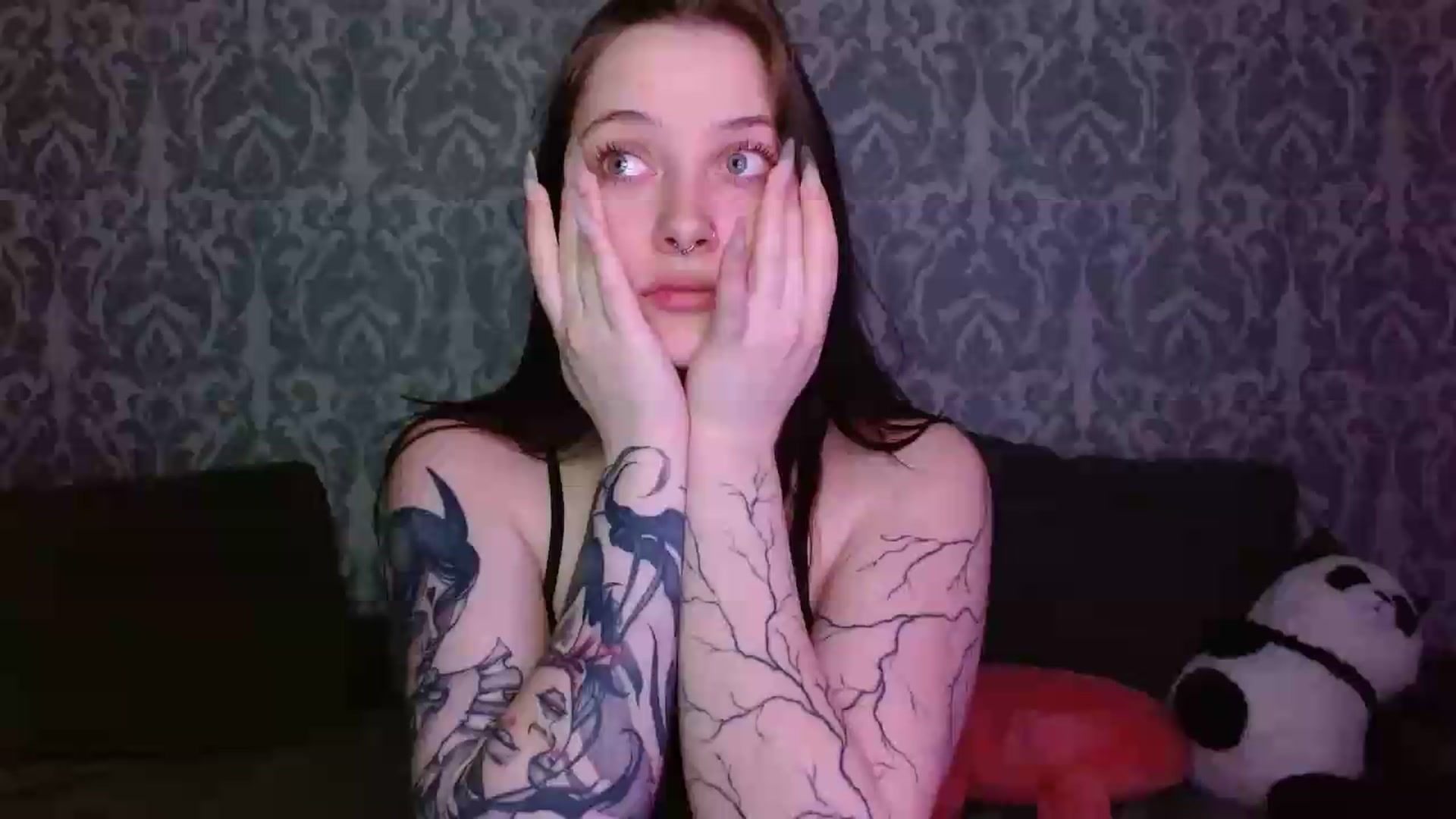 Gallery image thumbnail from AmyWard's myfreecams stream on, 05/29/2026, 11:20 image 1 of 20